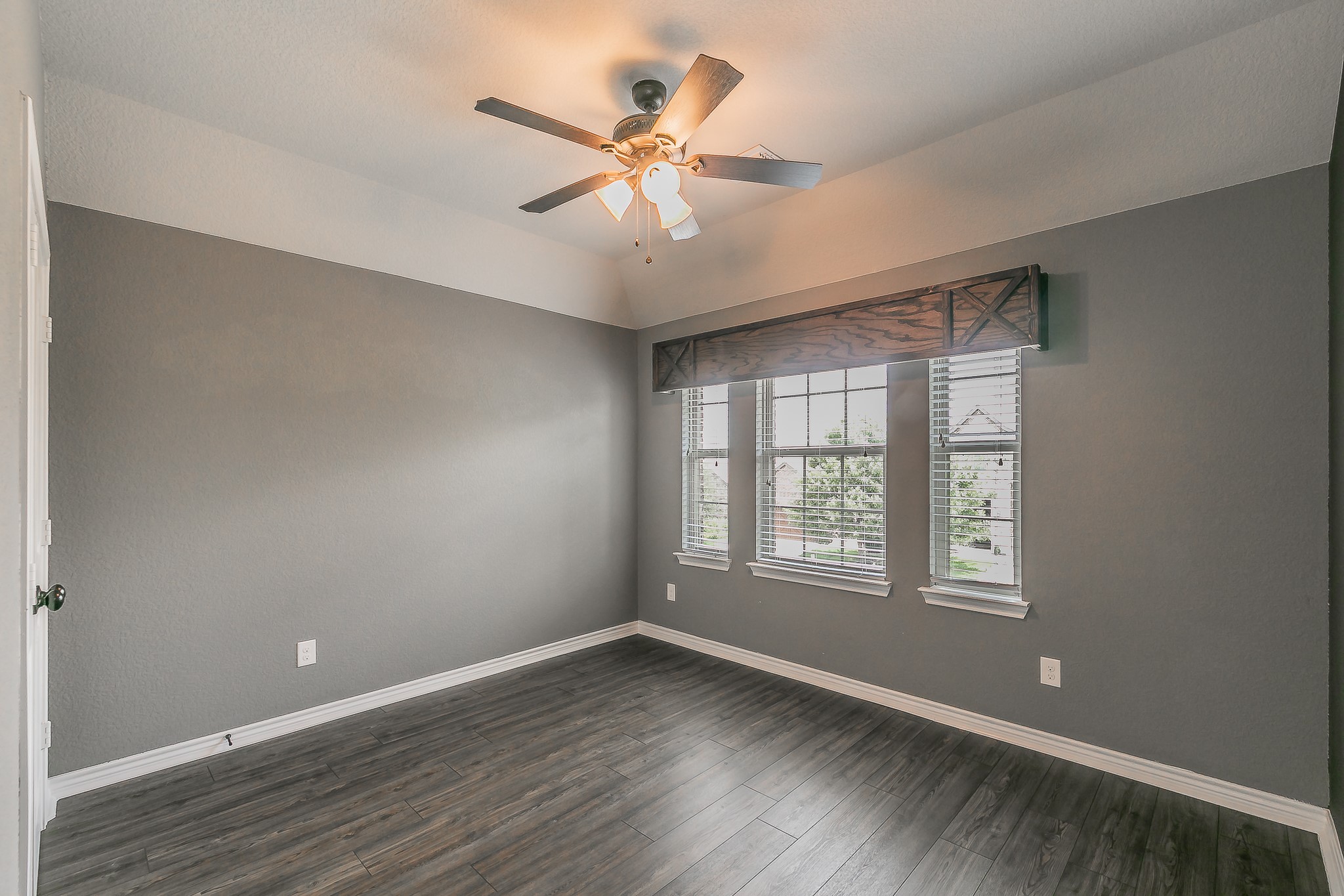 5025 Stockwhip Drive