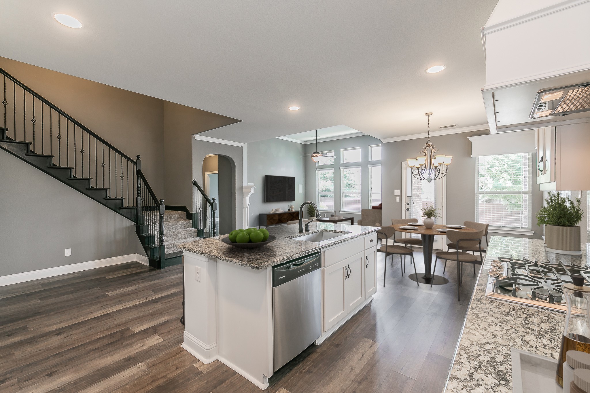 5025 Stockwhip Drive
