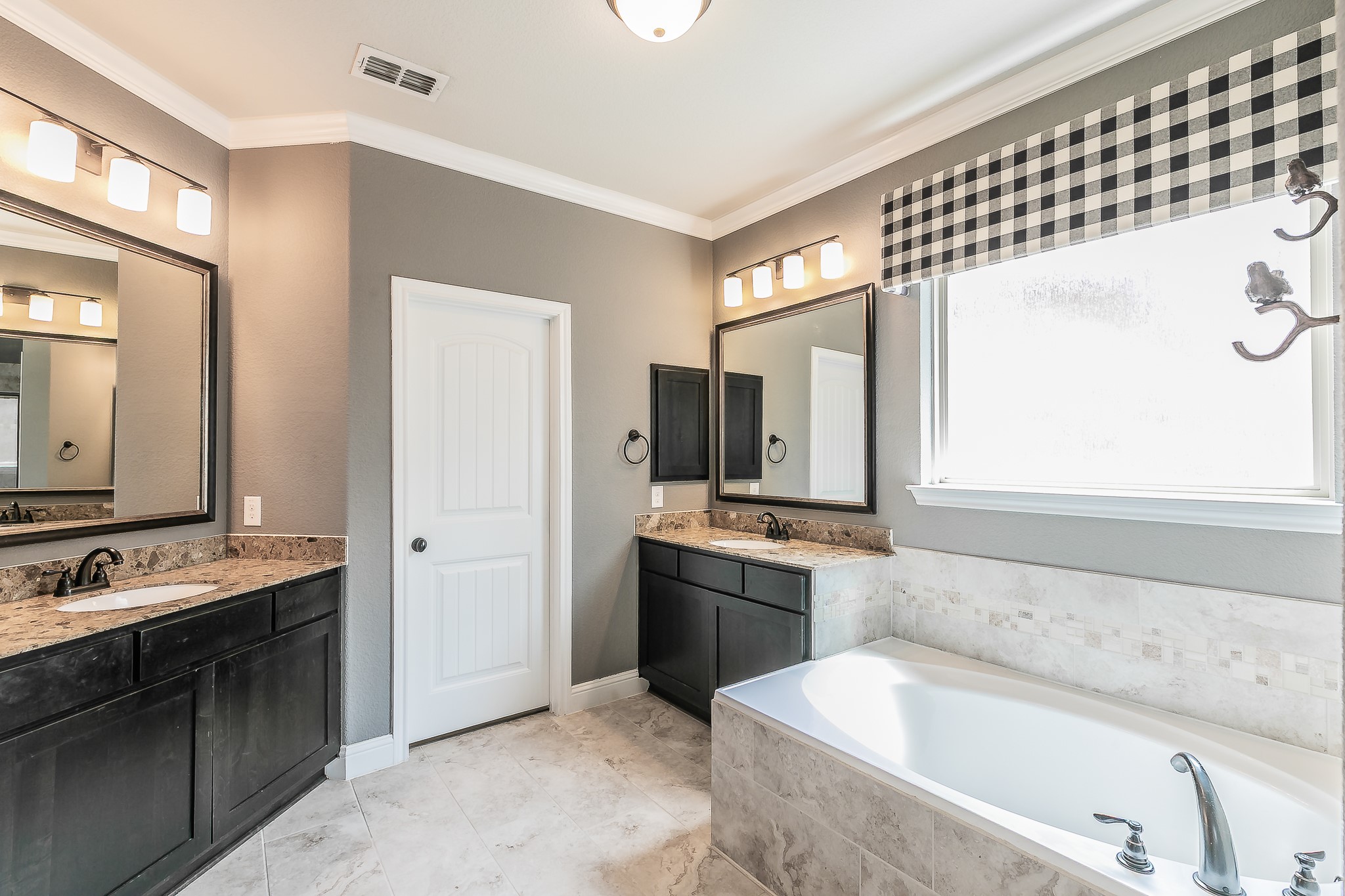 5025 Stockwhip Drive