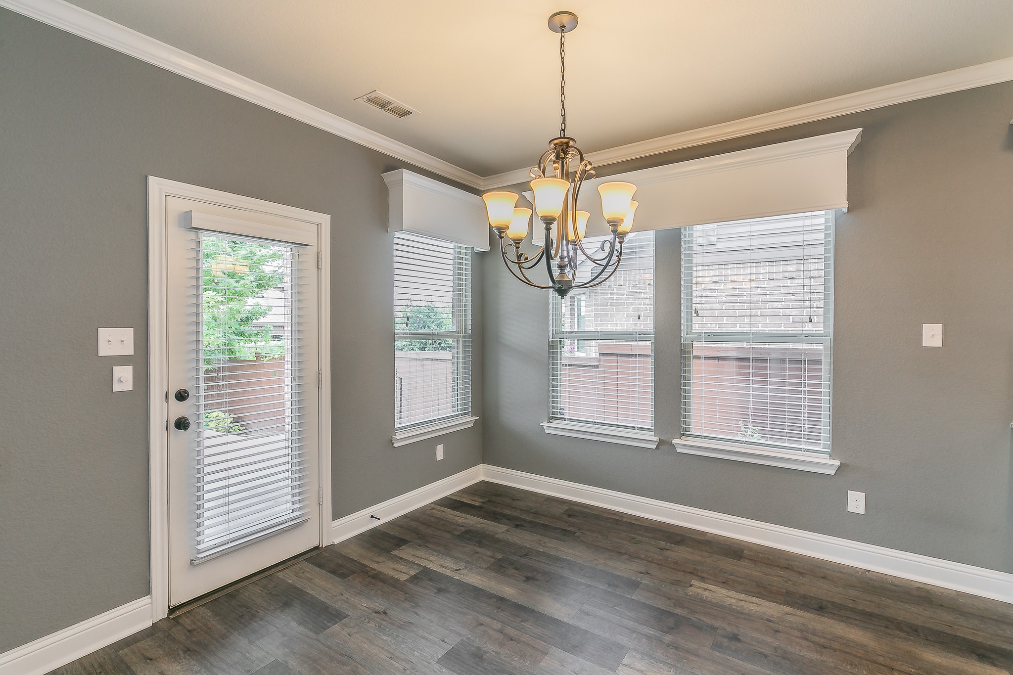 5025 Stockwhip Drive