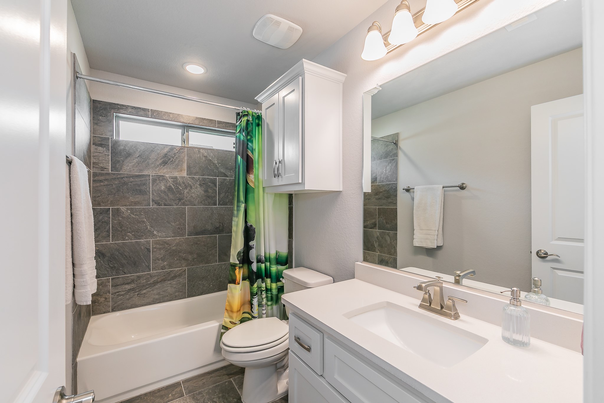 4117 Frontera Vista Drive