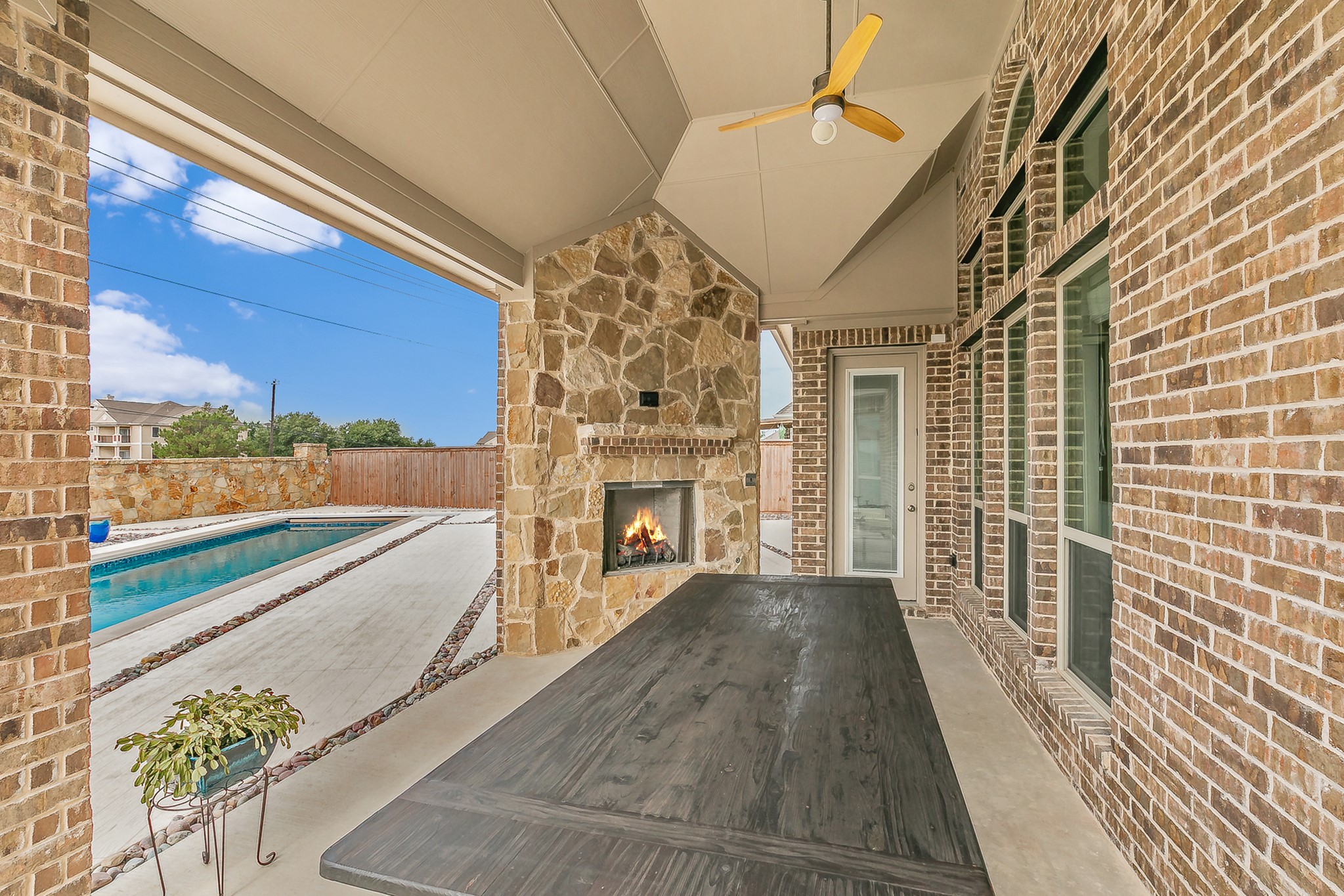 4117 Frontera Vista Drive