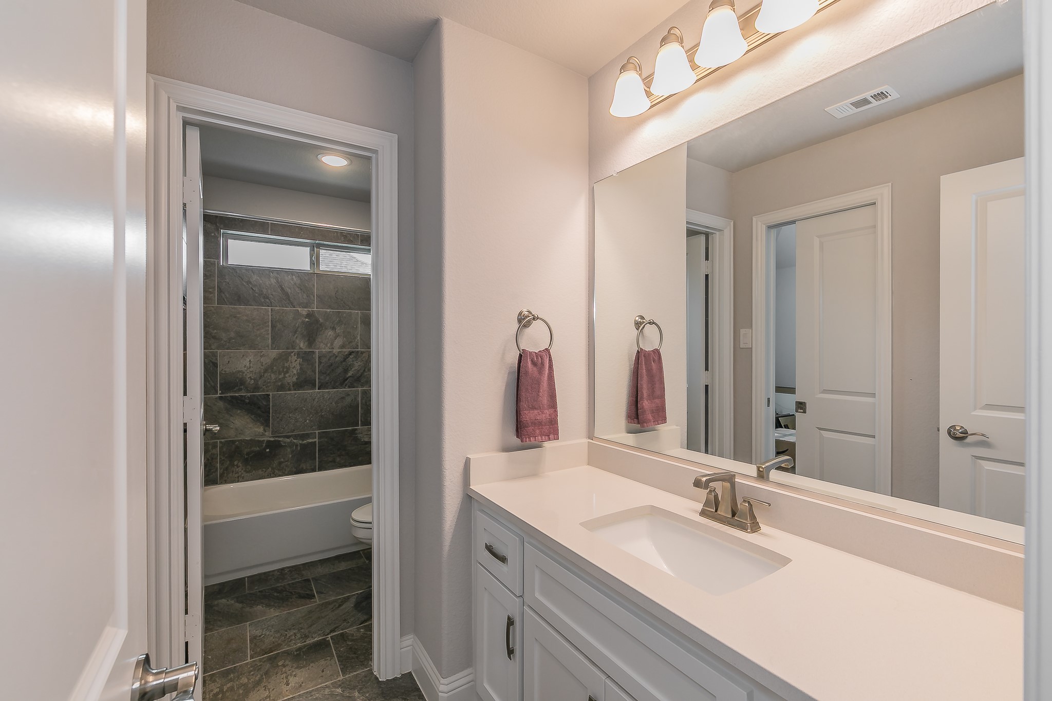 4117 Frontera Vista Drive