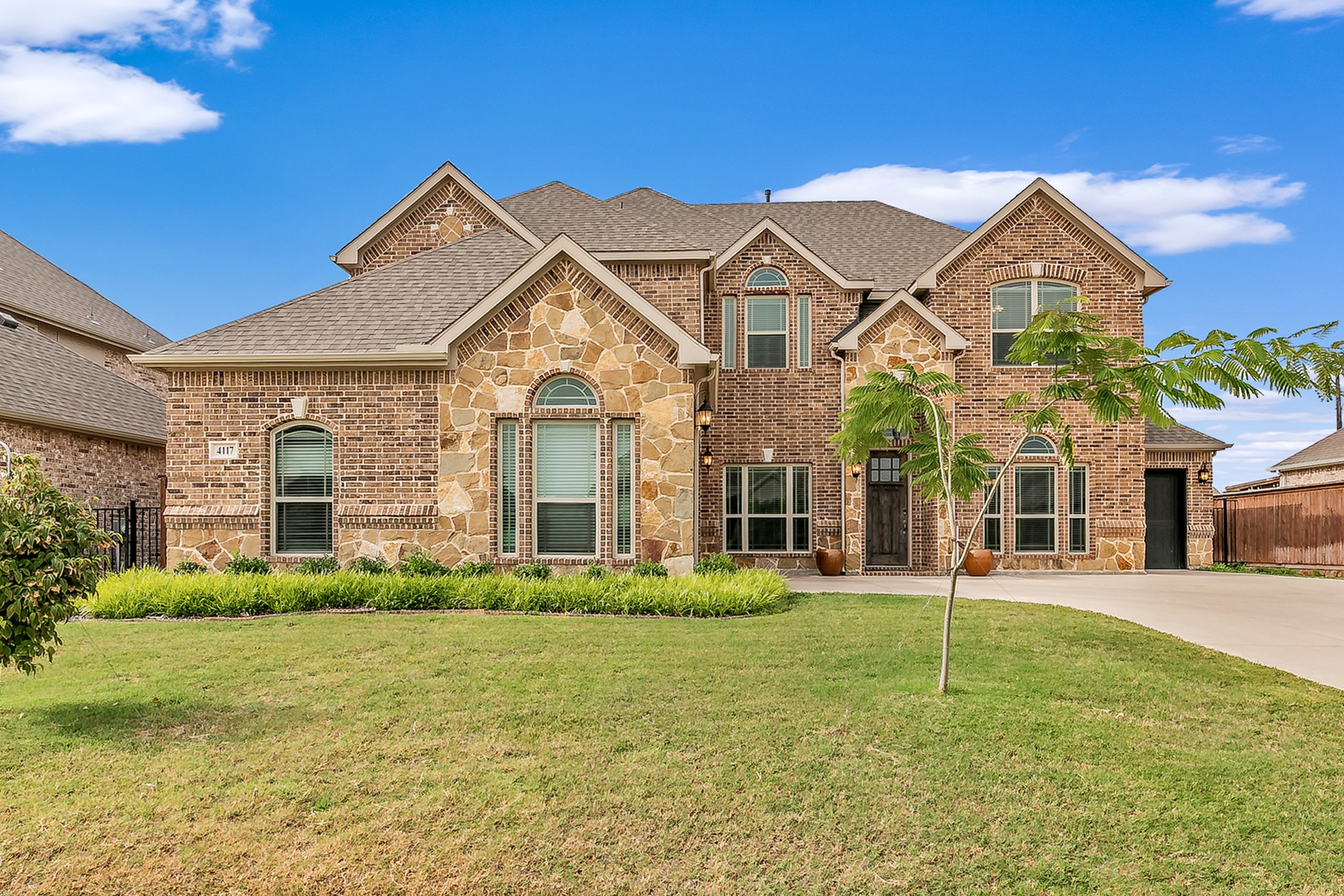 4117 Frontera Vista Drive