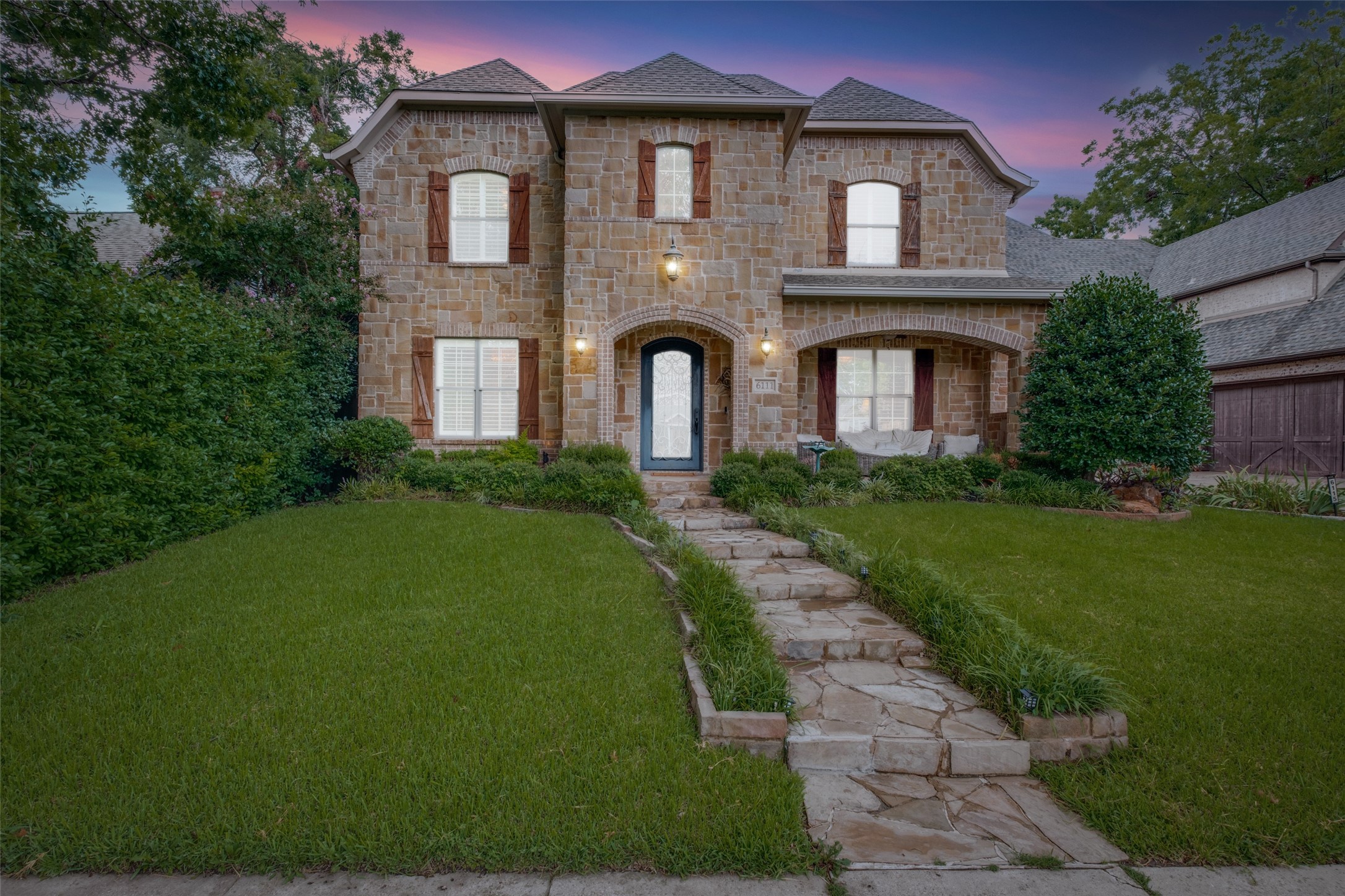 6111 Palo Pinto Avenue