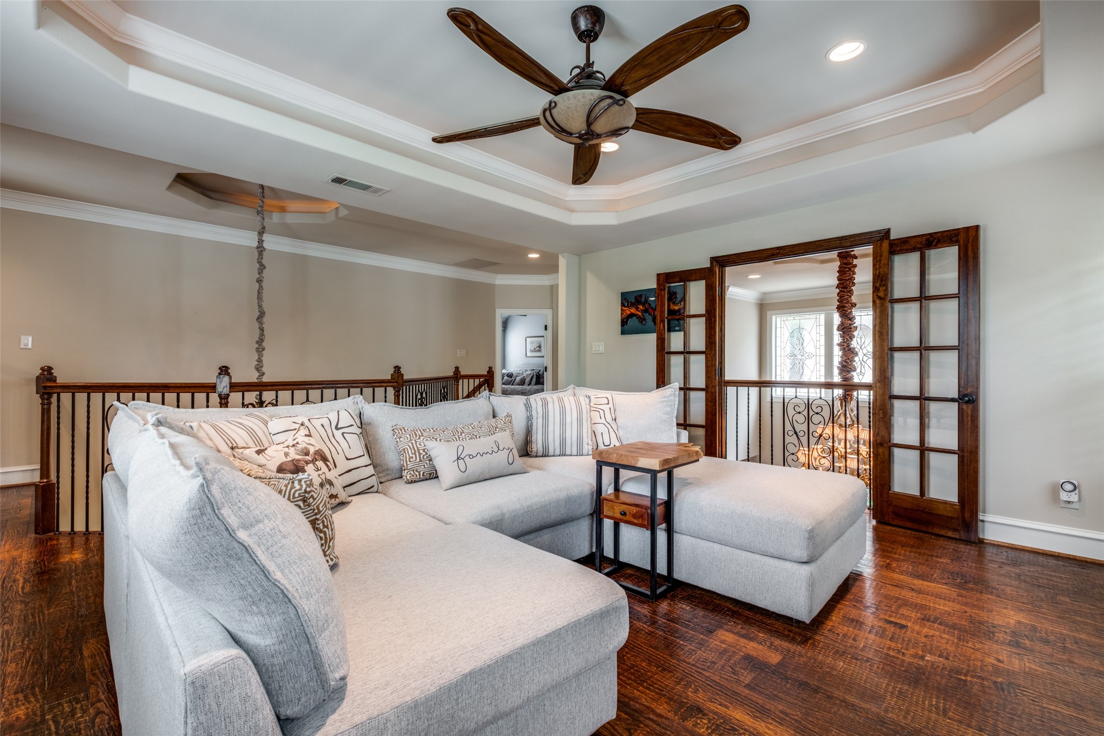 6111 Palo Pinto Avenue