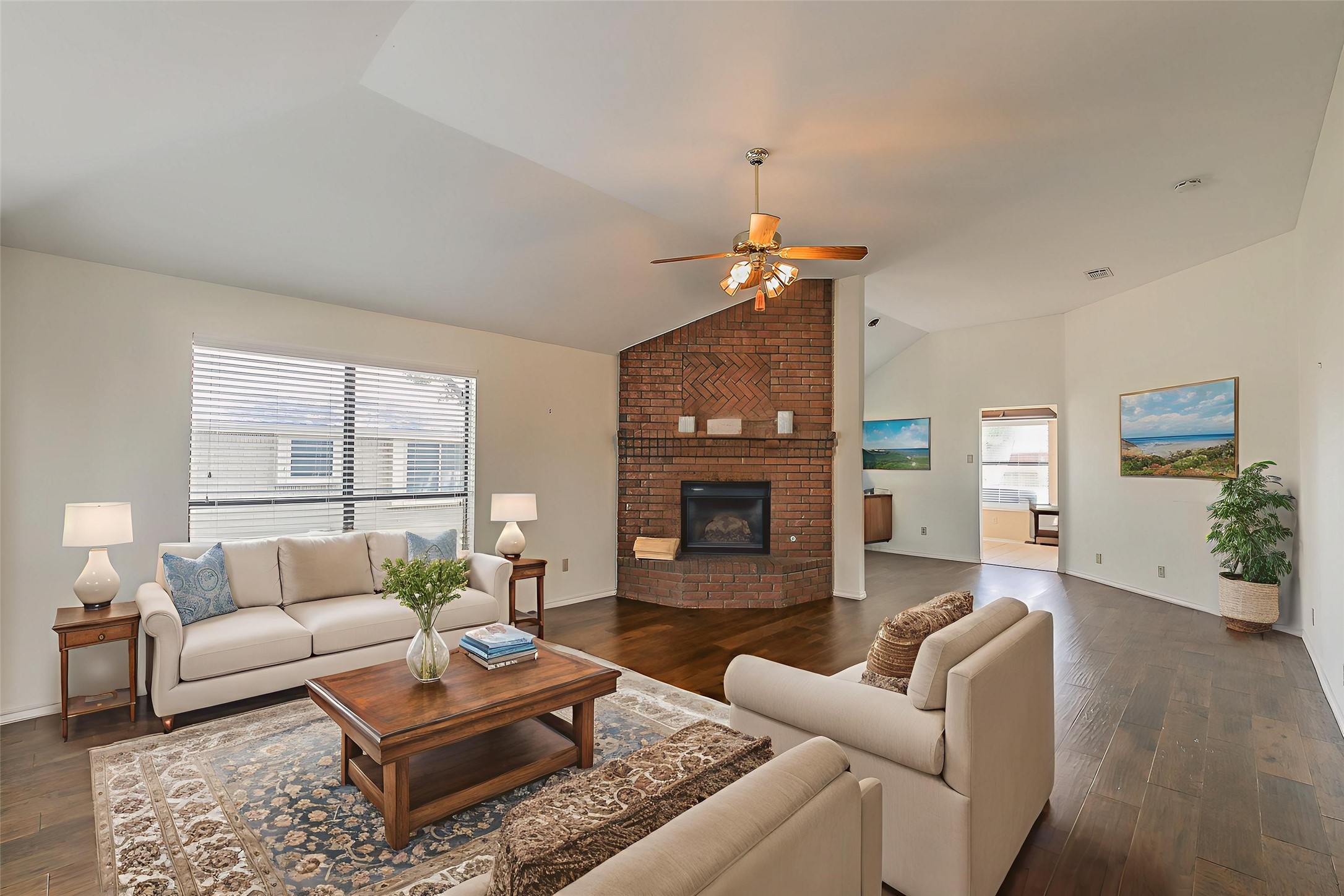 4804 Peach Tree Lane