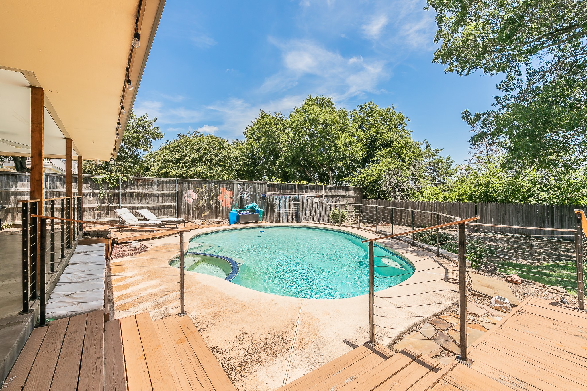 31 Bounty Road E