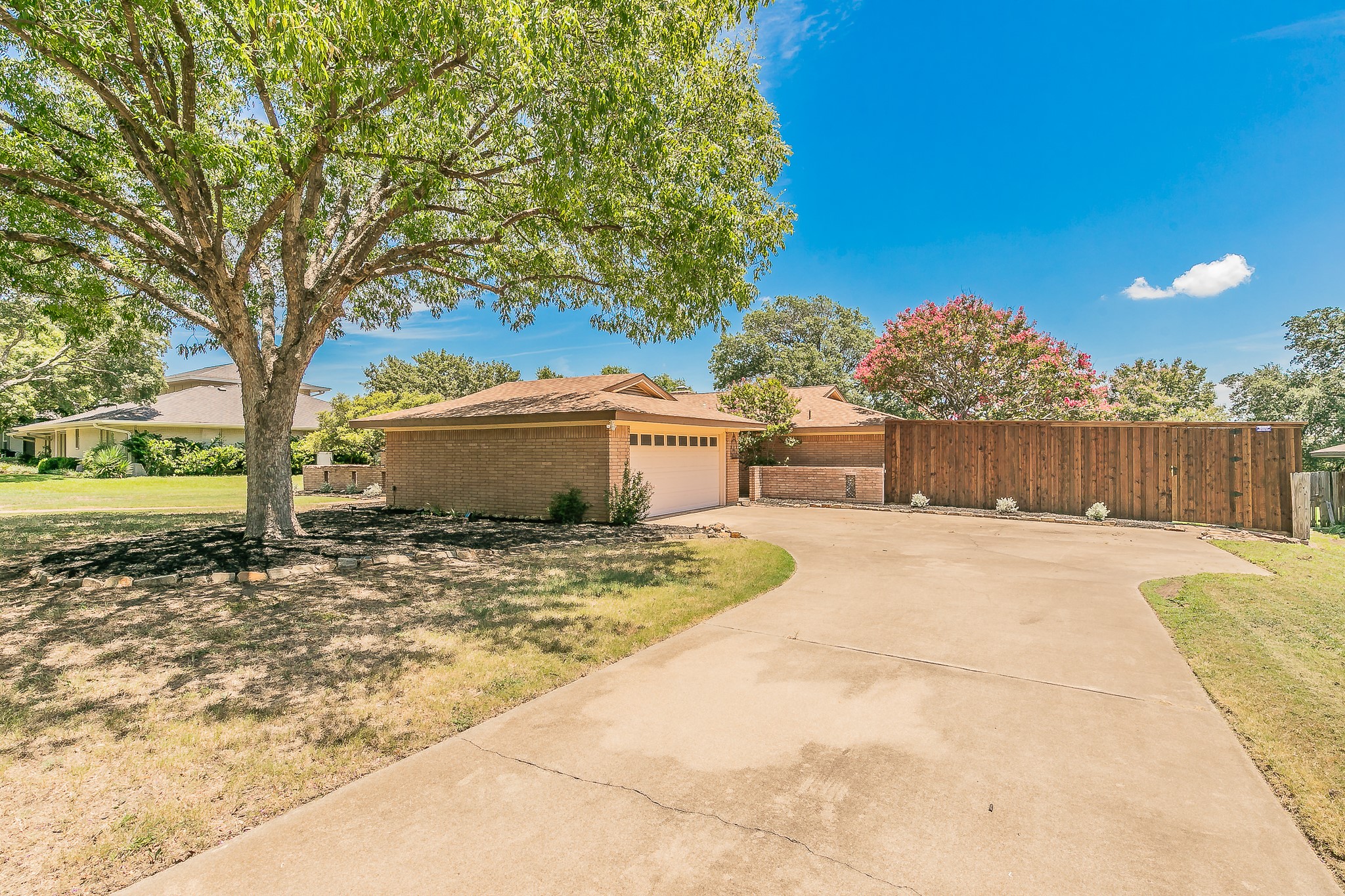 31 Bounty Road E