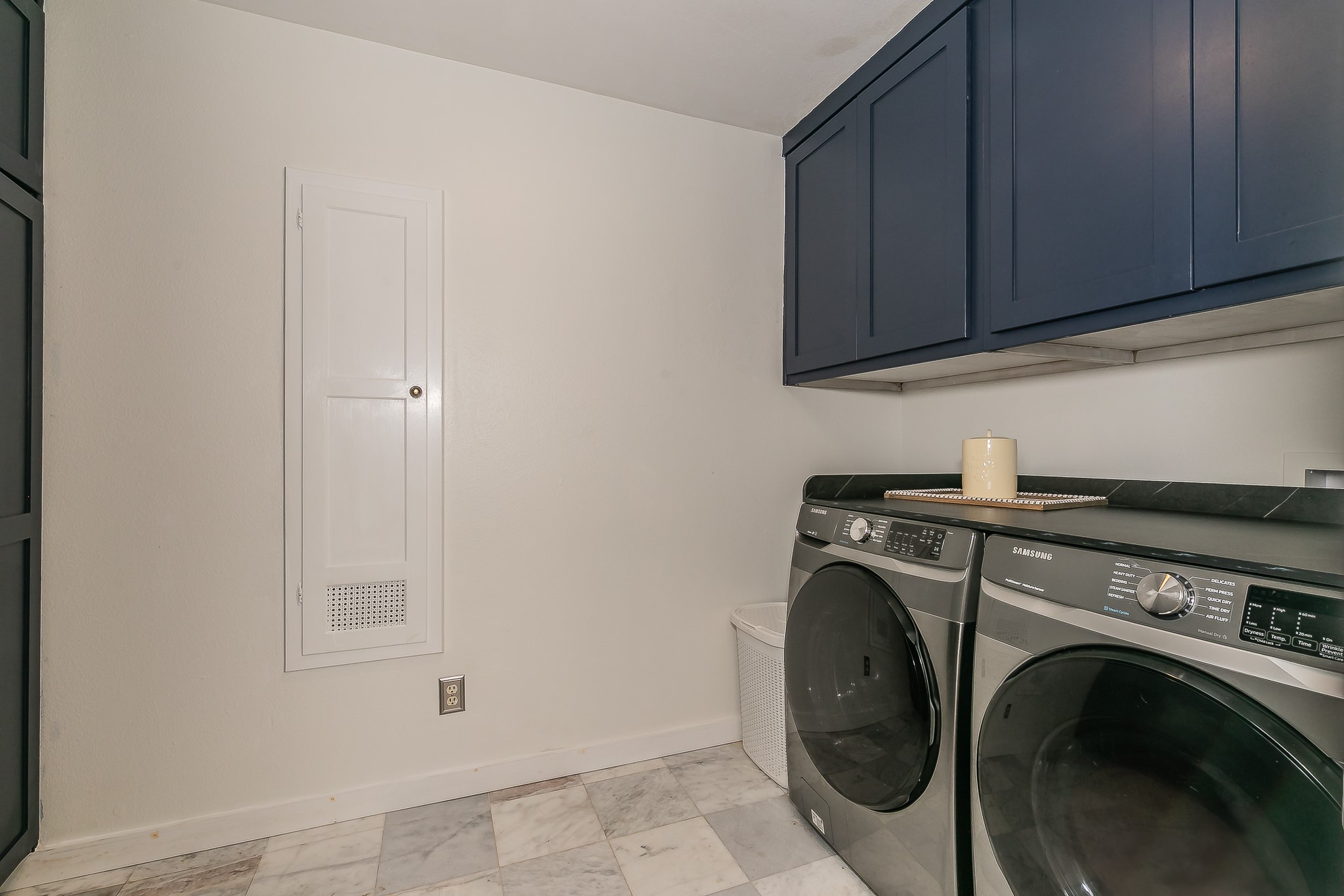 31 Bounty Road E