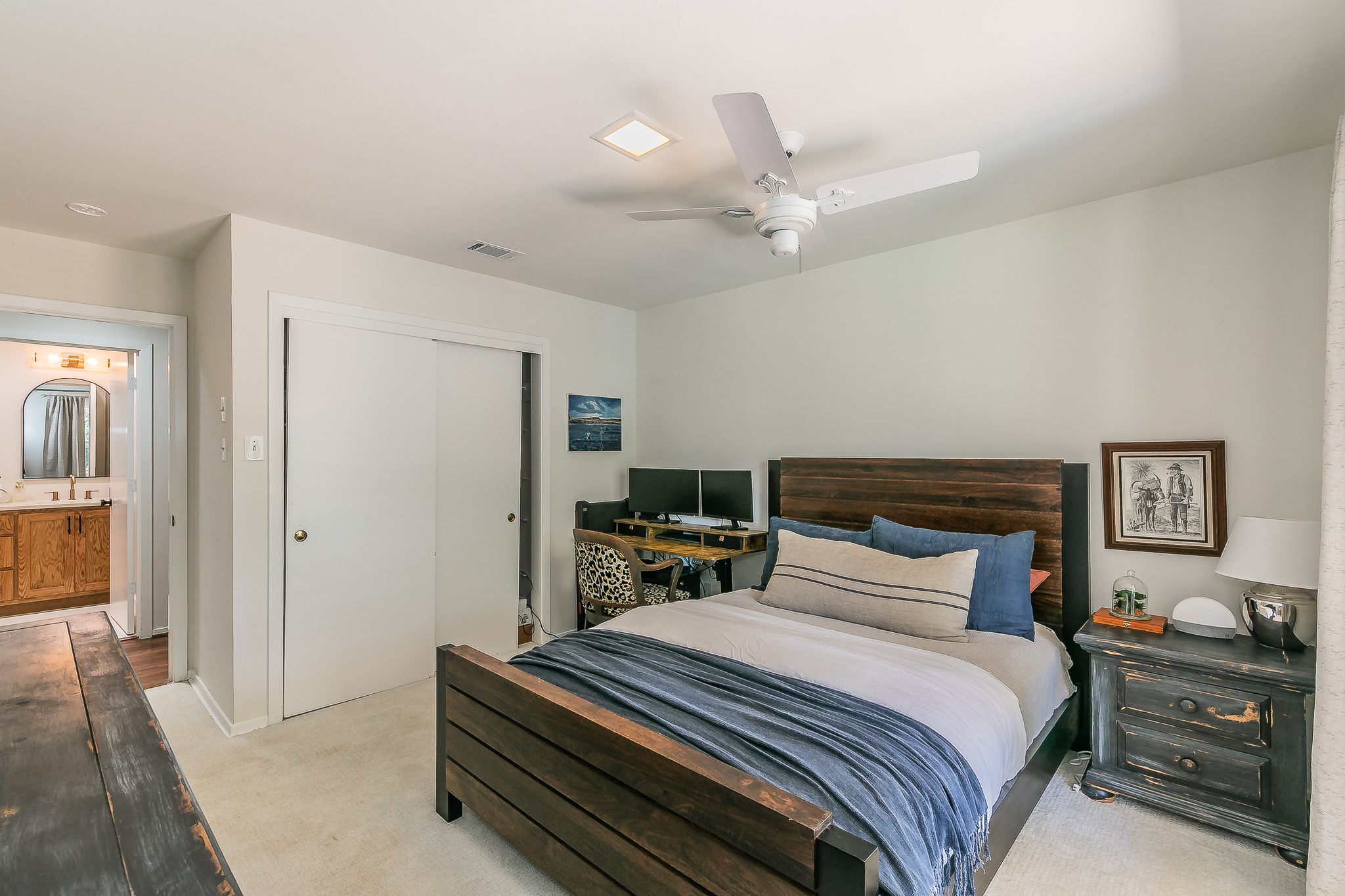 31 Bounty Road E