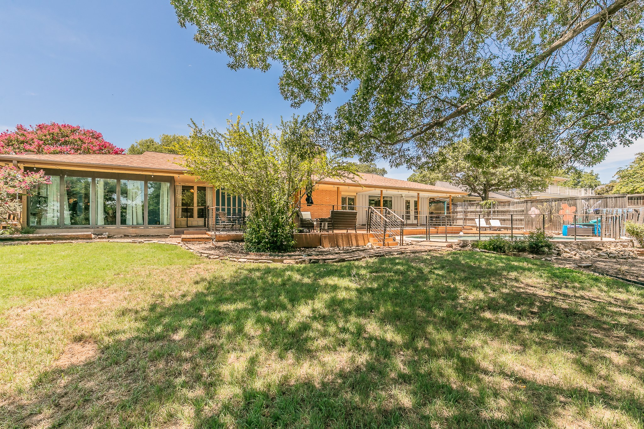 31 Bounty Road E