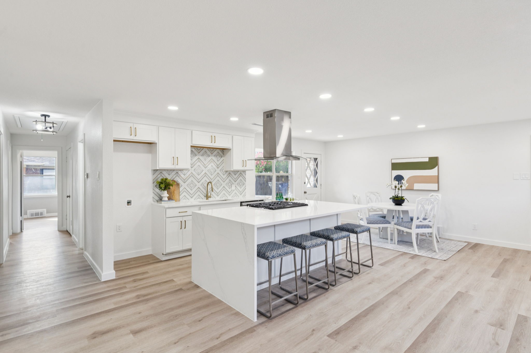2124 Province Lane