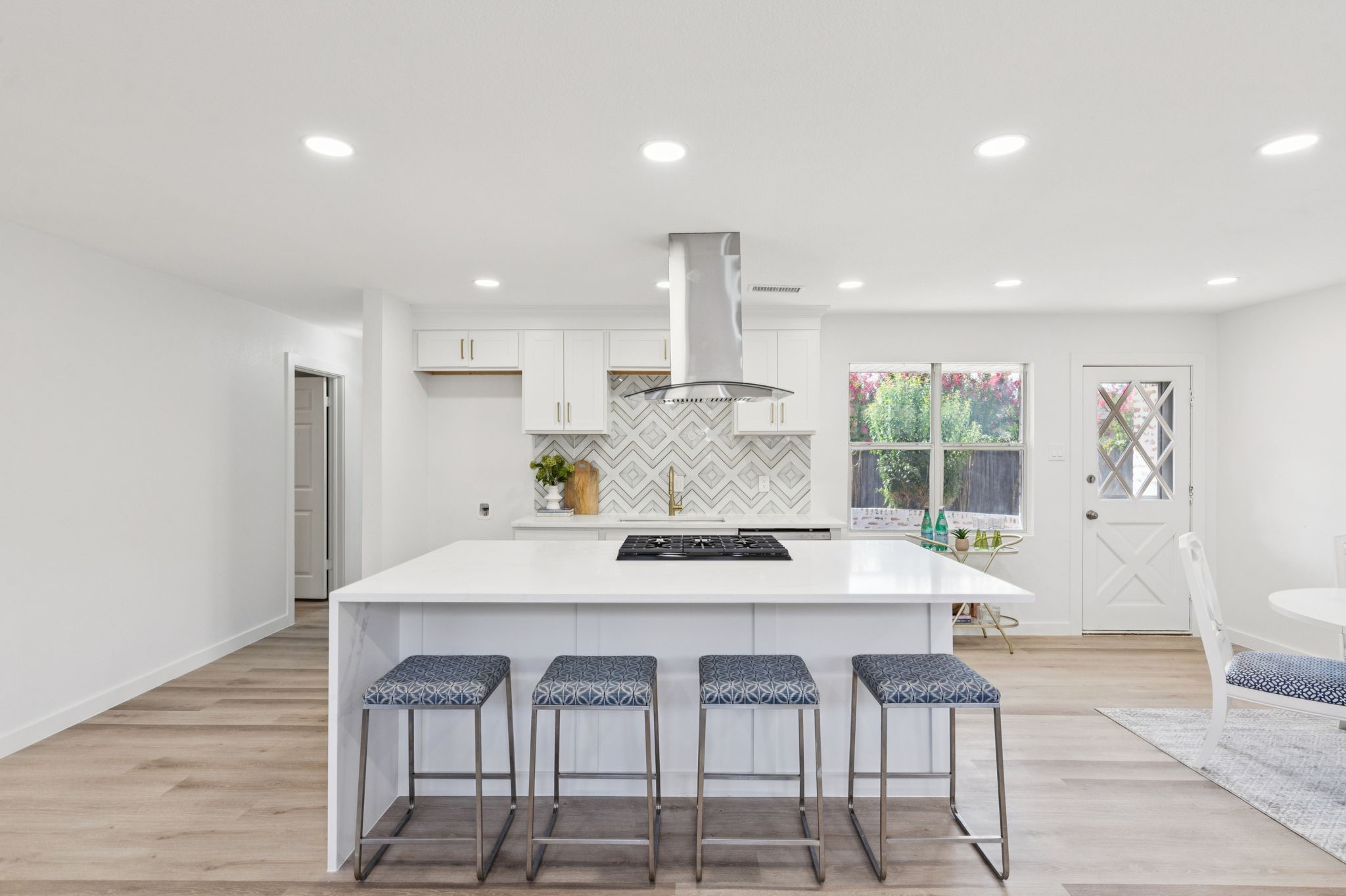 2124 Province Lane