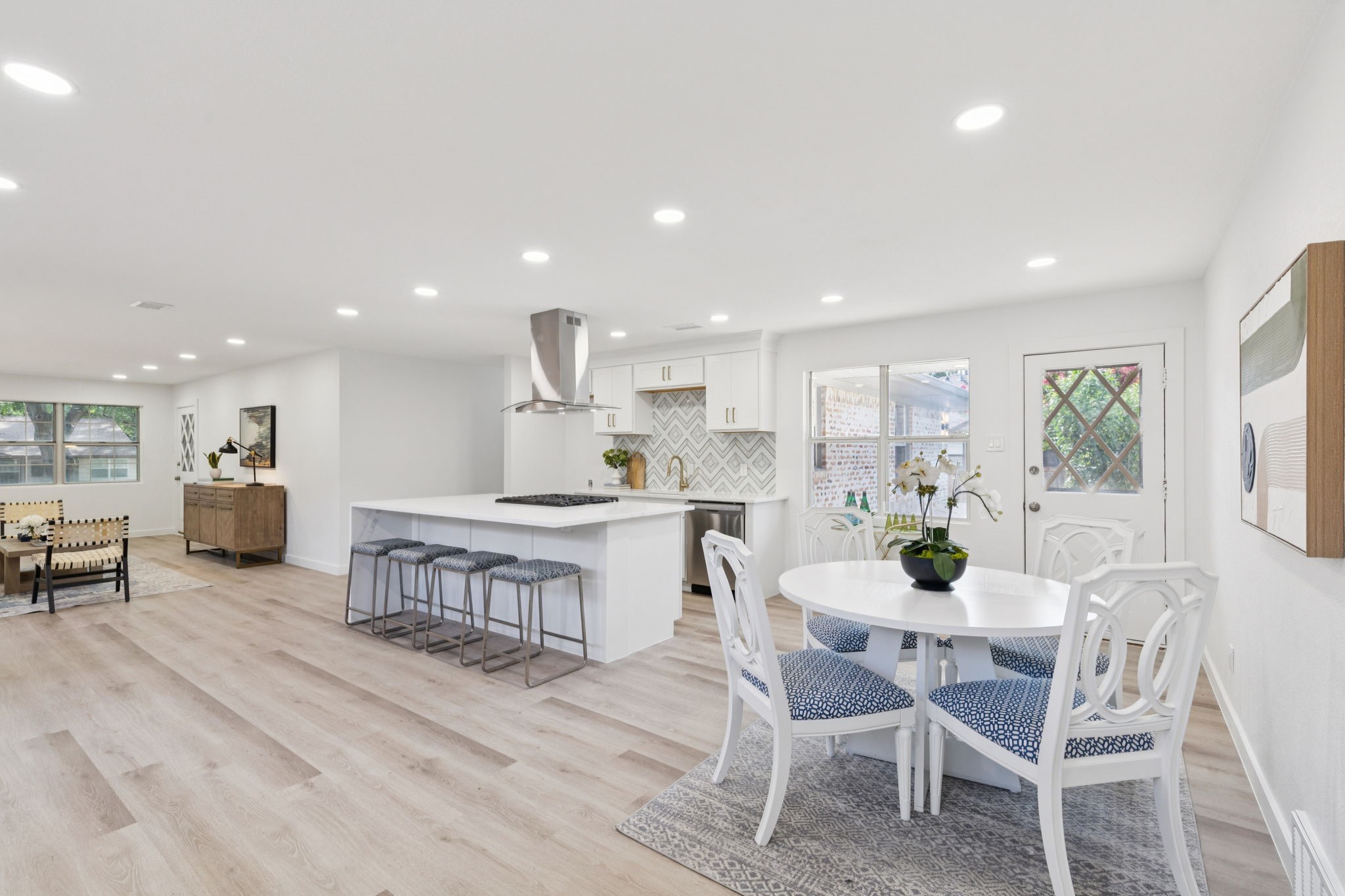2124 Province Lane