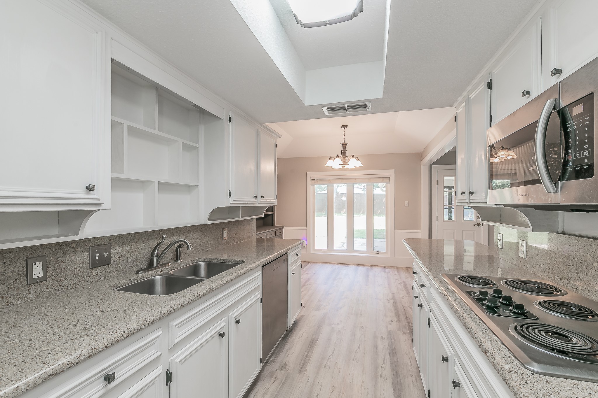 1812 Arthur Drive