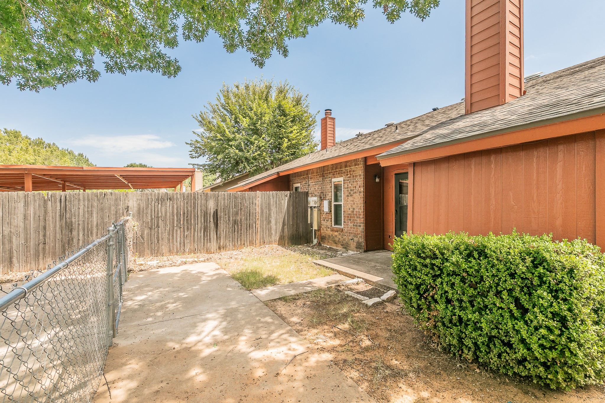 610 Canterbury Street