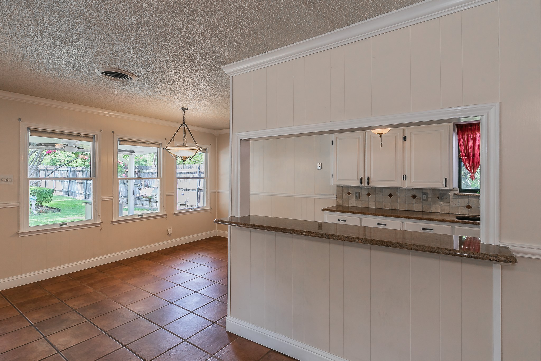 5828 Westcrest Drive W