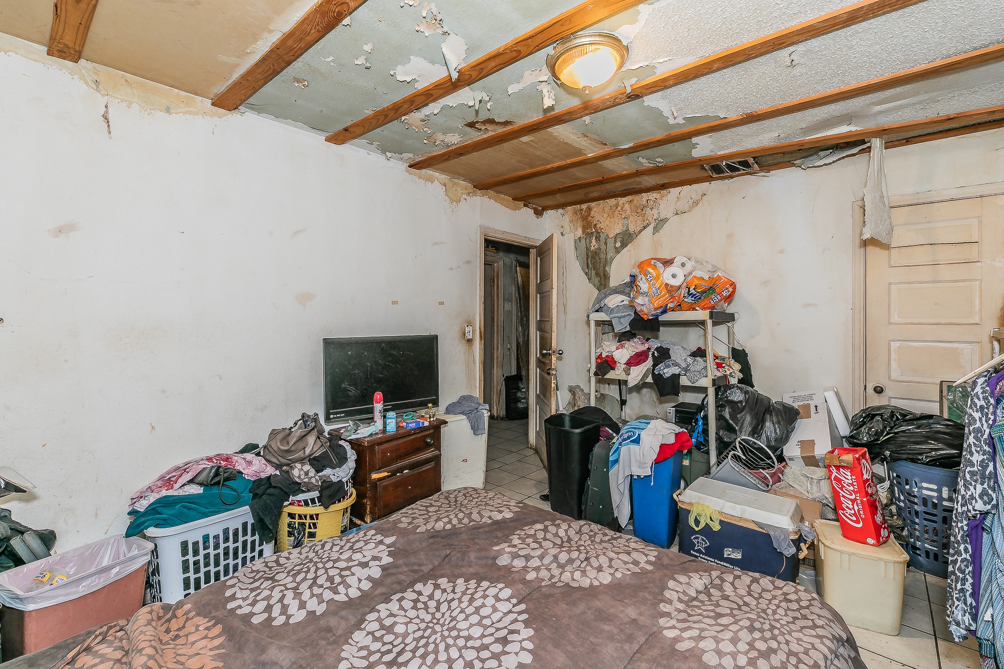 2100 N Riverside Drive