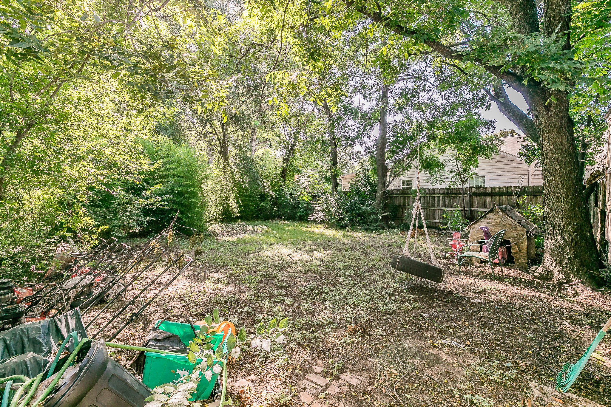 2100 N Riverside Drive