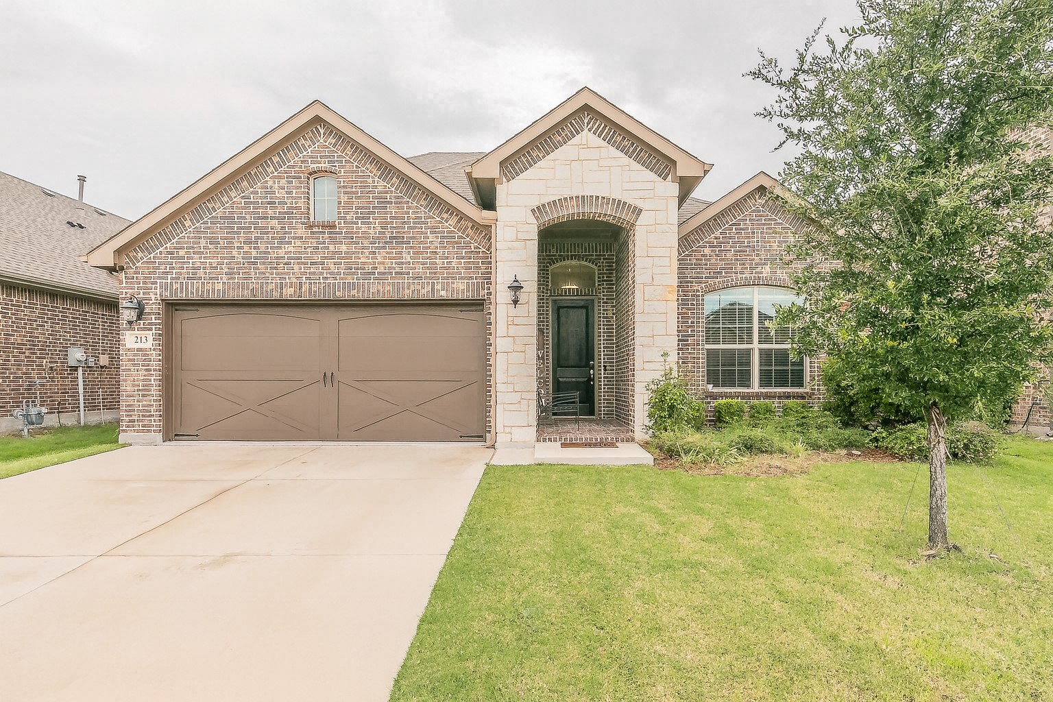213 Gill Point Lane