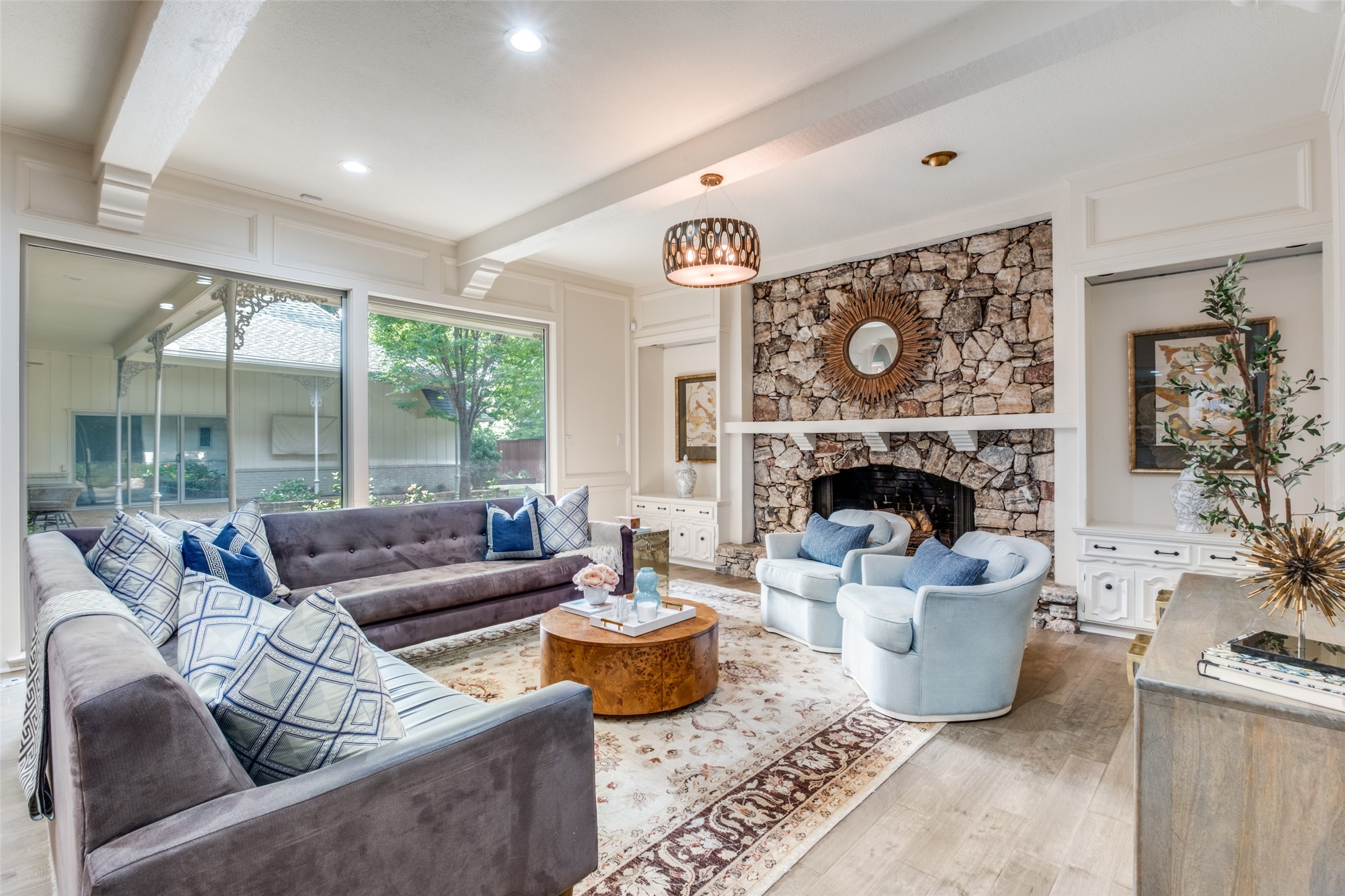 7212 Stefani Drive