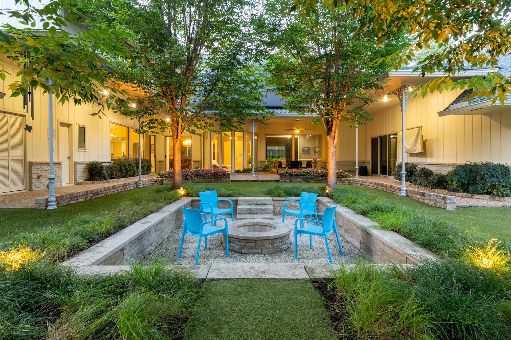 7212 Stefani Drive