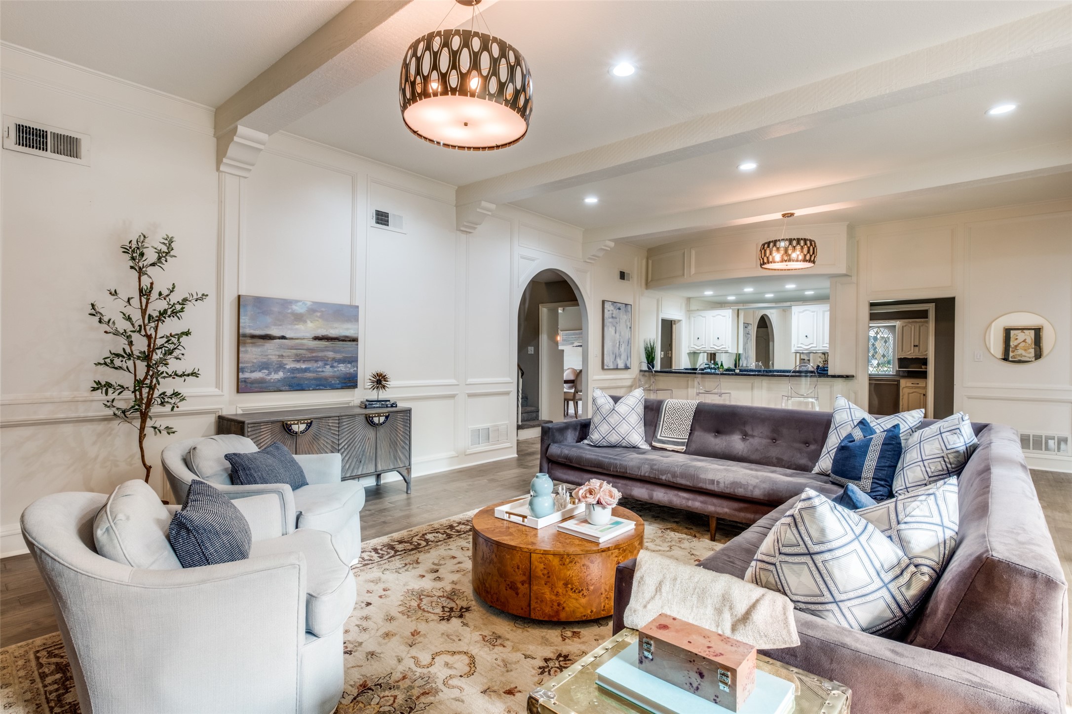 7212 Stefani Drive