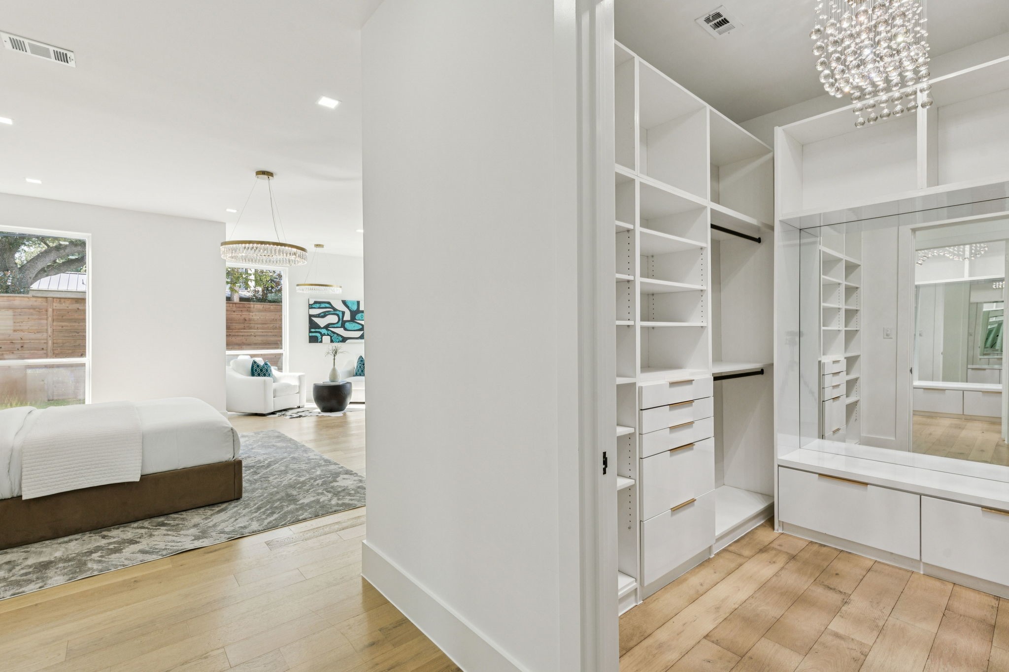 6118 Walnut Hill Lane