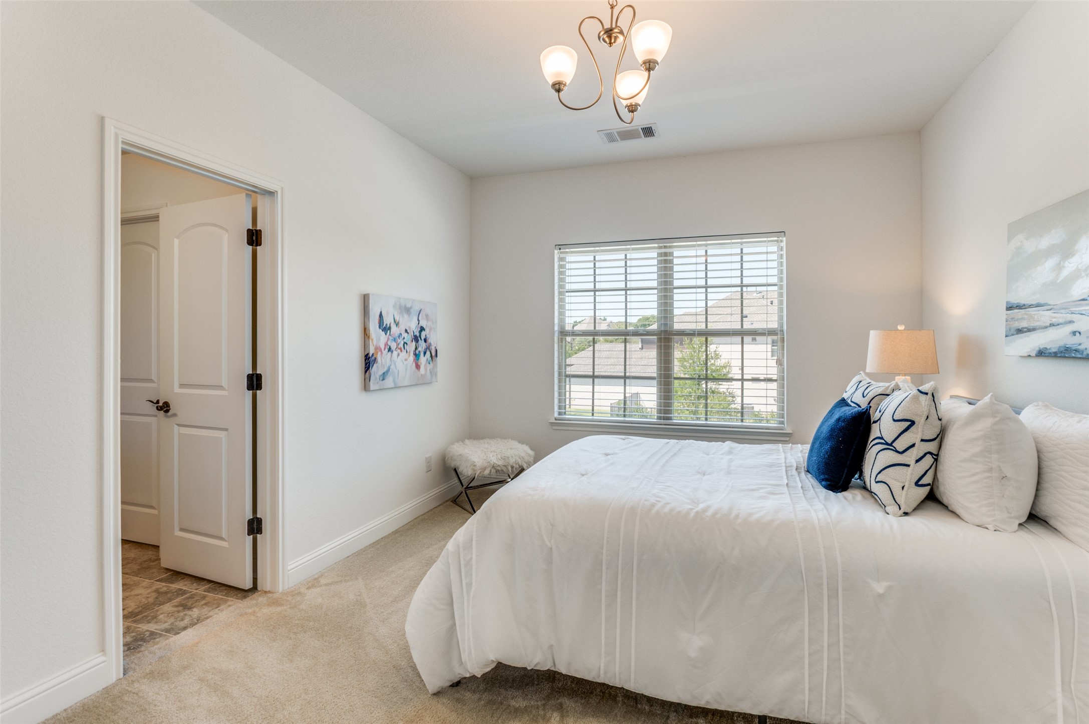 6809 Strauss