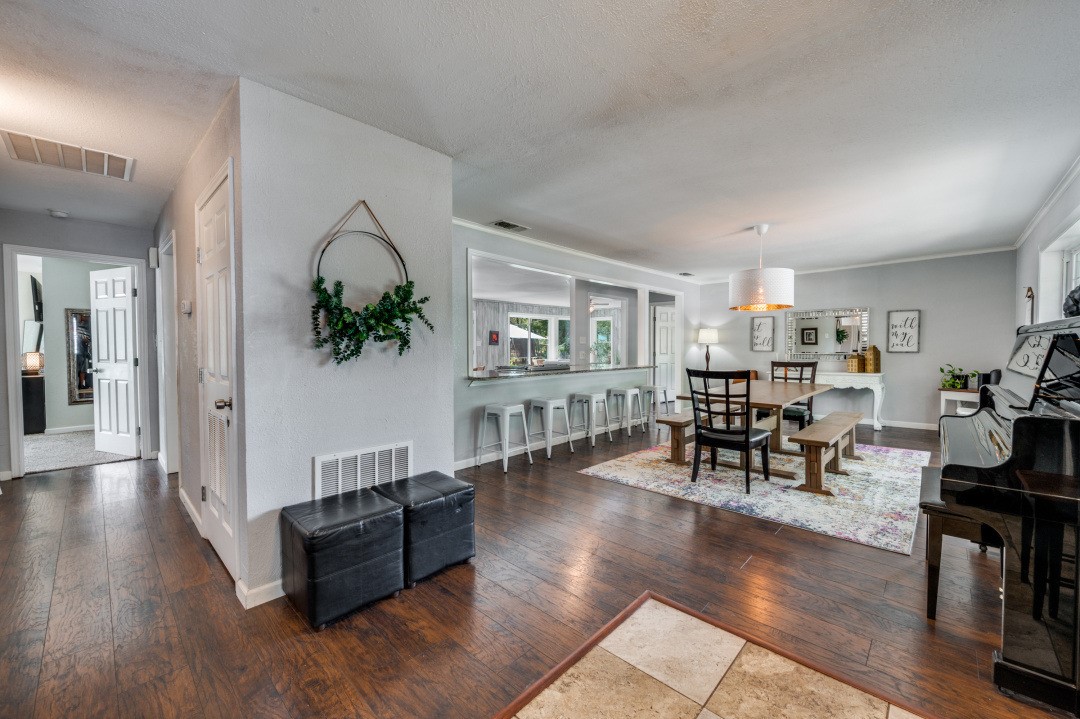 5824 Briarcliff Road