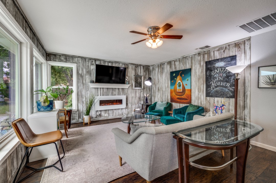 5824 Briarcliff Road