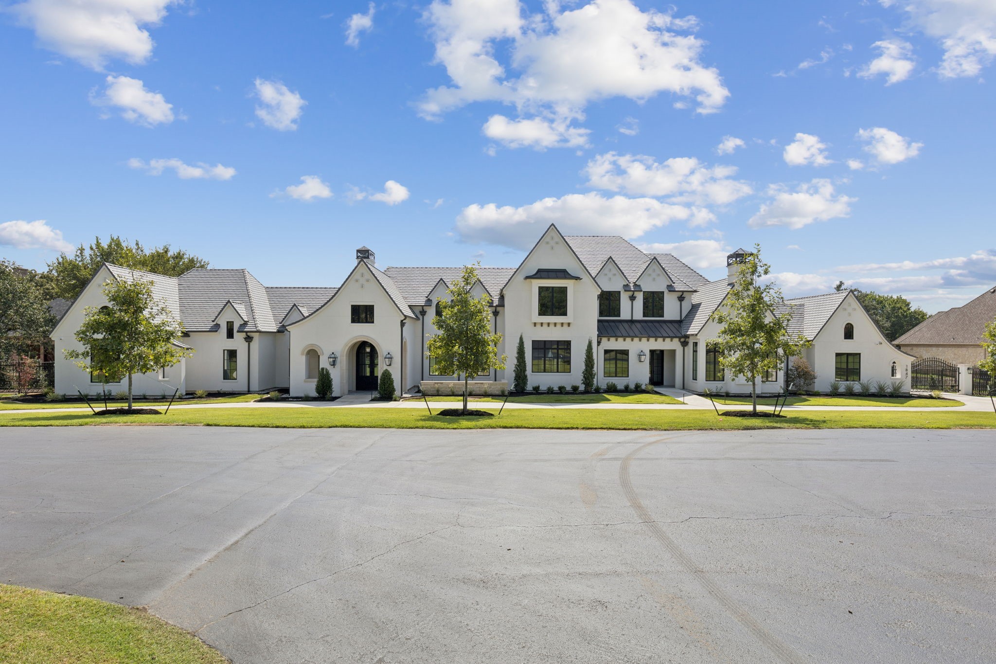 1847 Broken Bend Drive