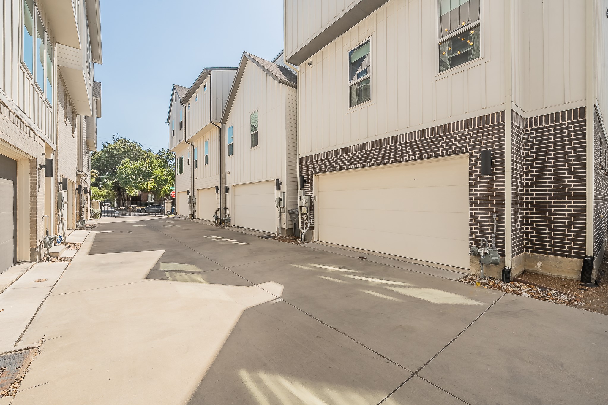 1127 Lavender Ridge
