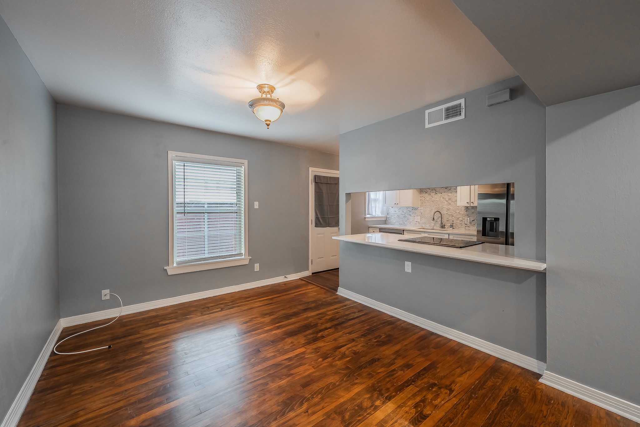 6341 Bordeaux Avenue