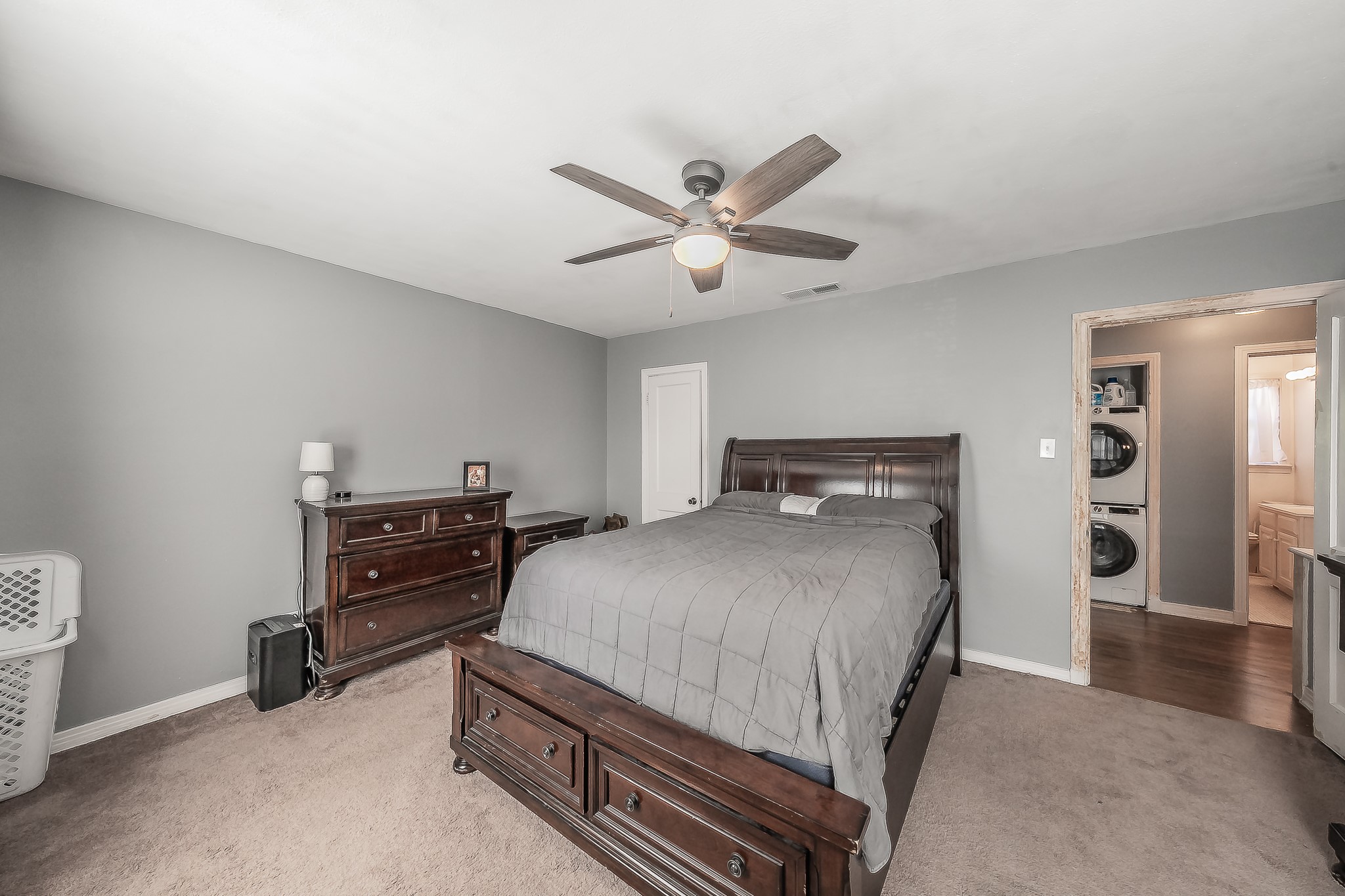 6341 Bordeaux Avenue