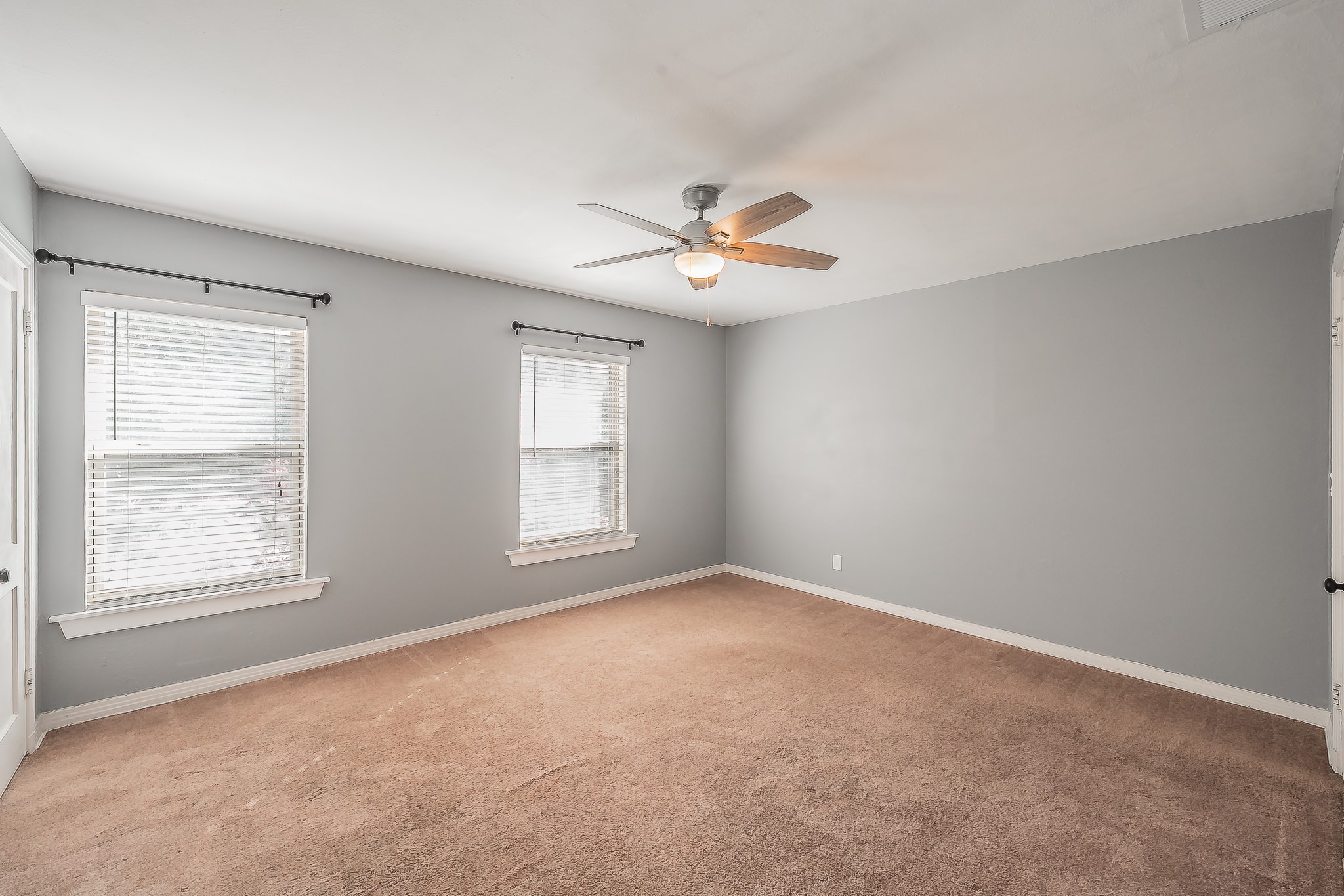 6341 Bordeaux Avenue