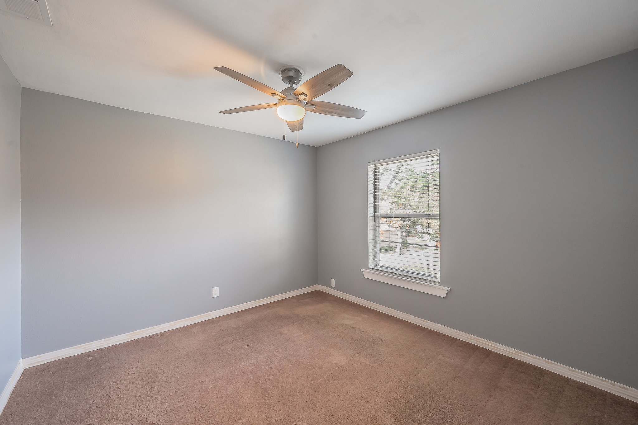 6341 Bordeaux Avenue