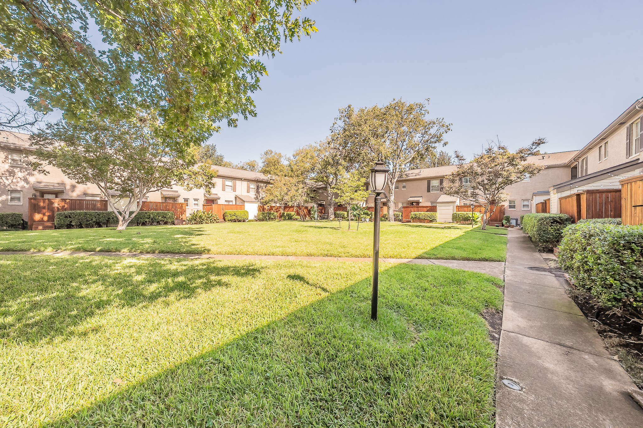 6341 Bordeaux Avenue