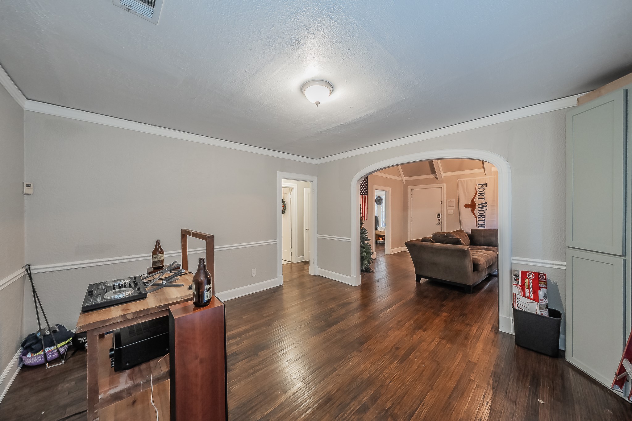 3257 Greene Avenue