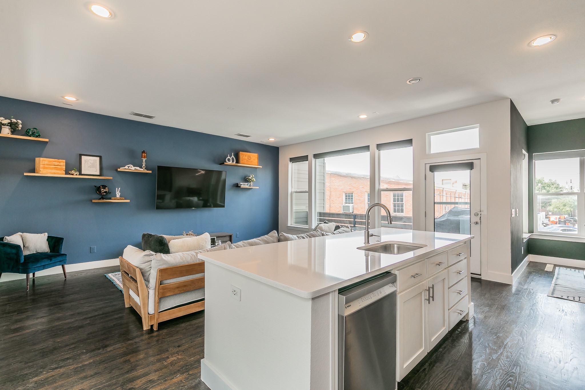2441 Thatcher Drive