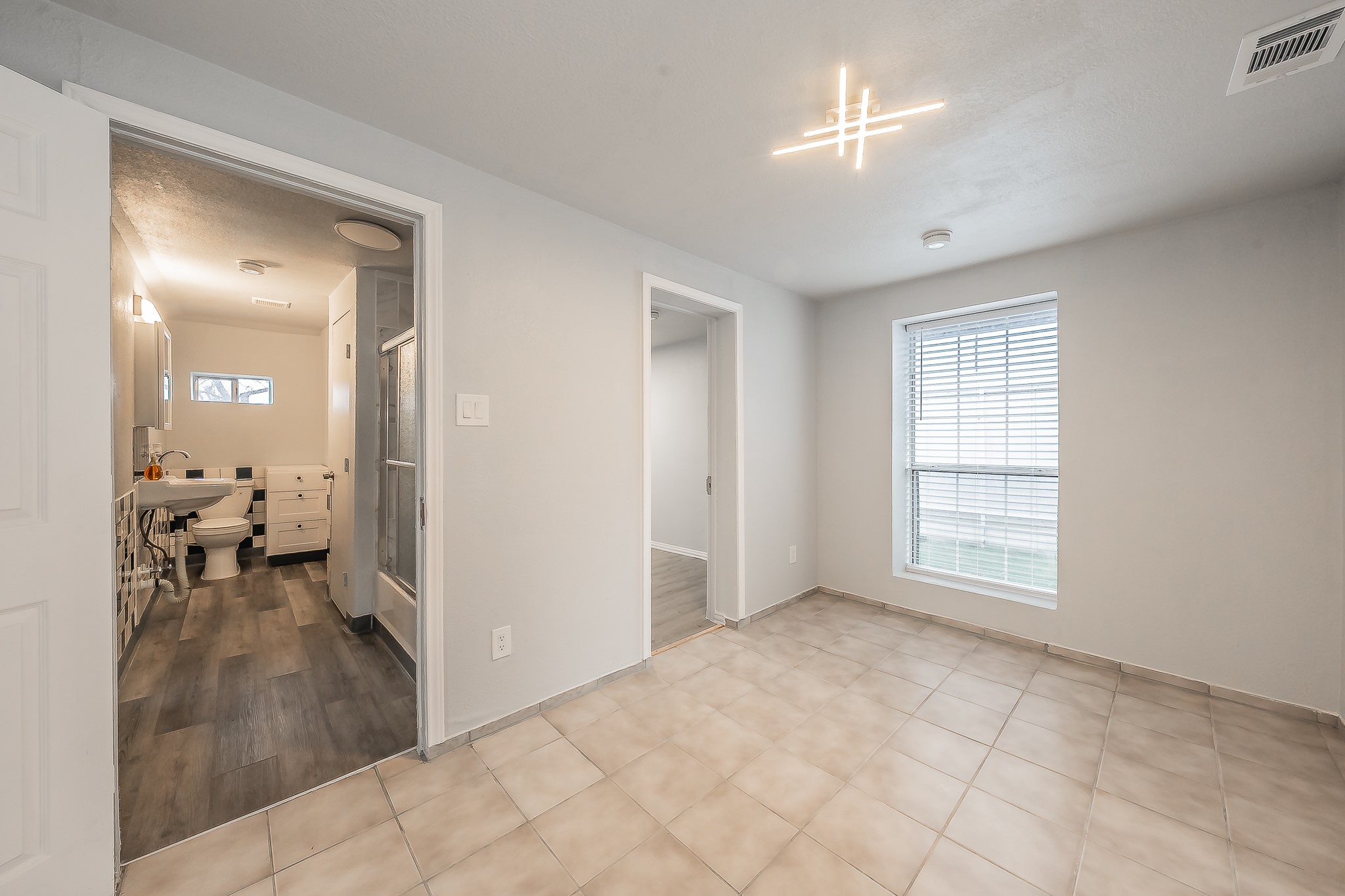 3314 NW 28th Street