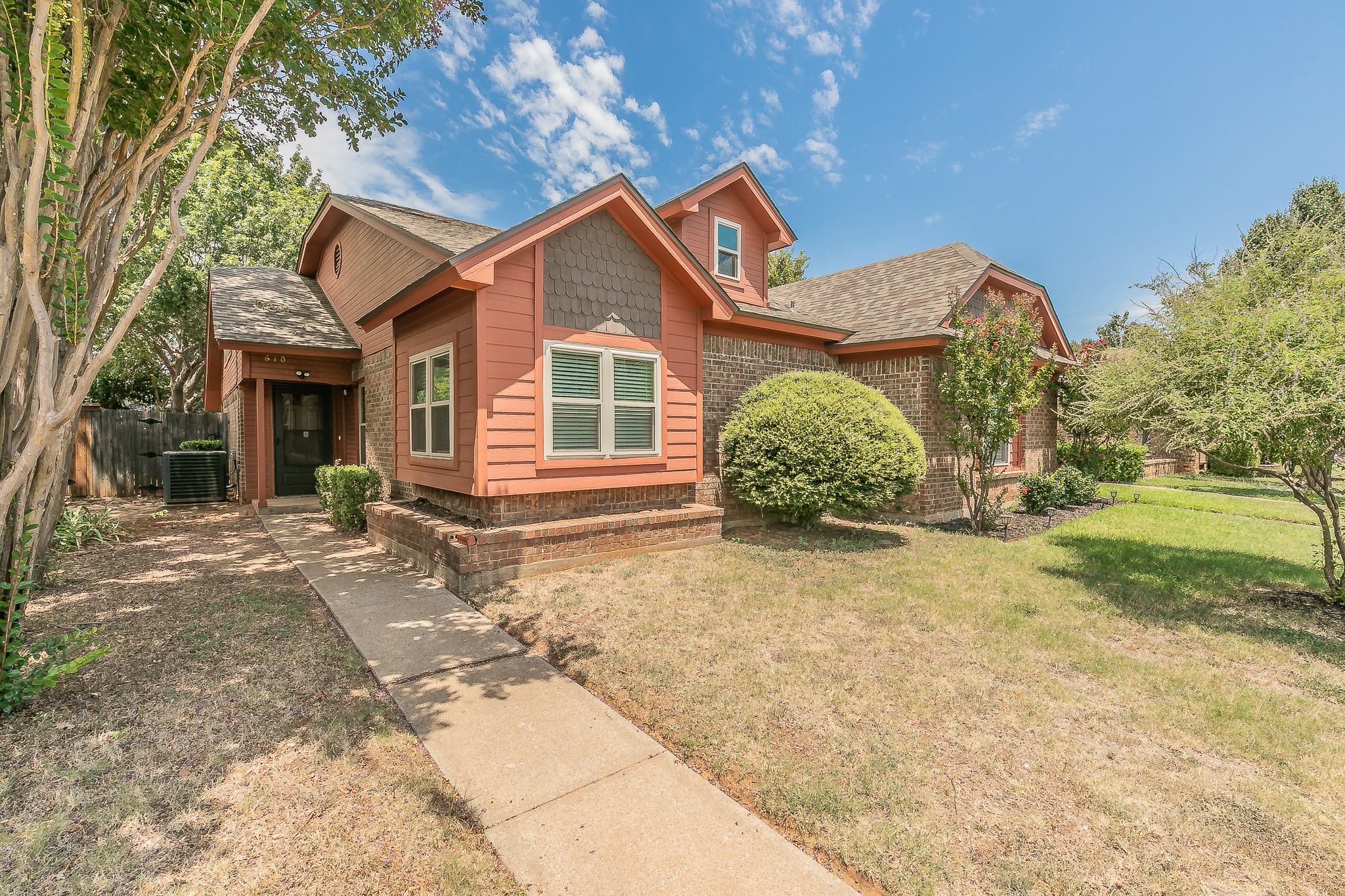 610 Canterbury Street