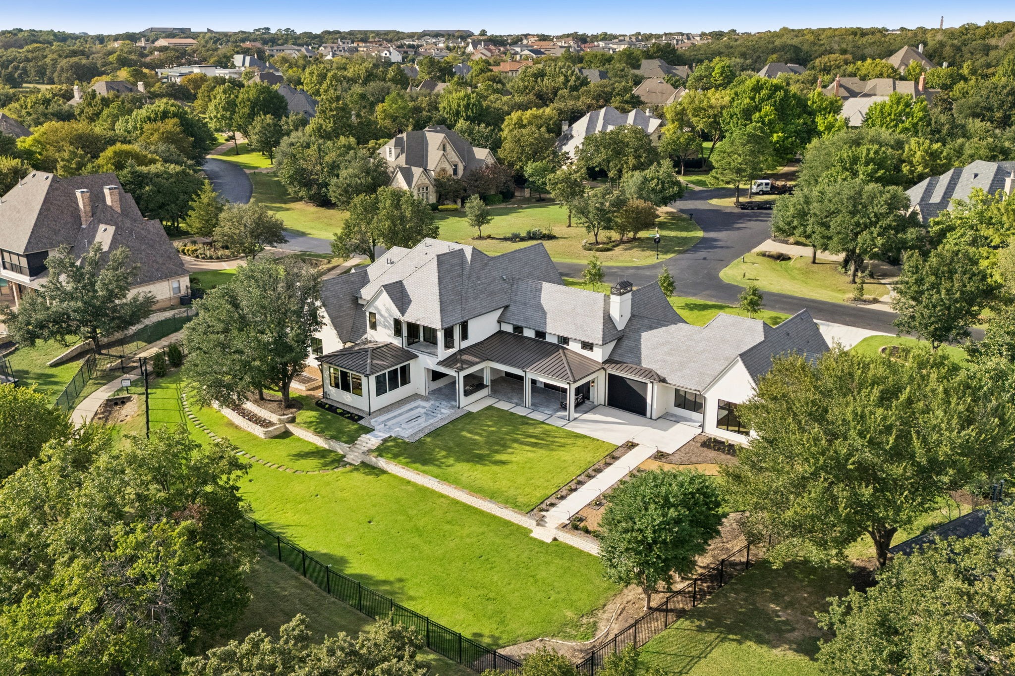 1847 Broken Bend Drive