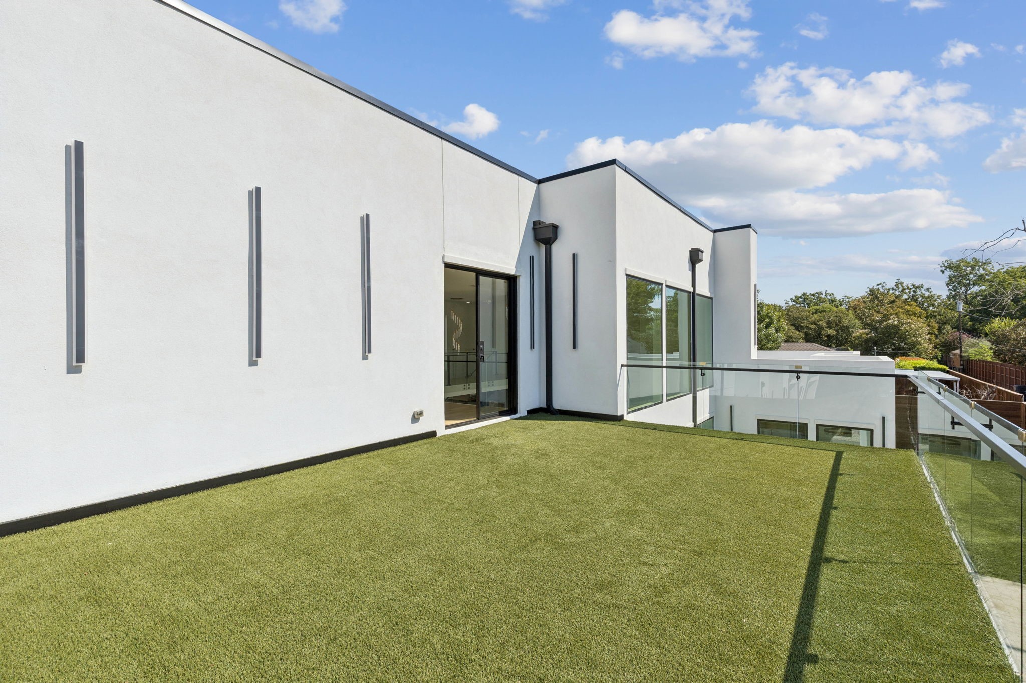 6118 Walnut Hill Lane