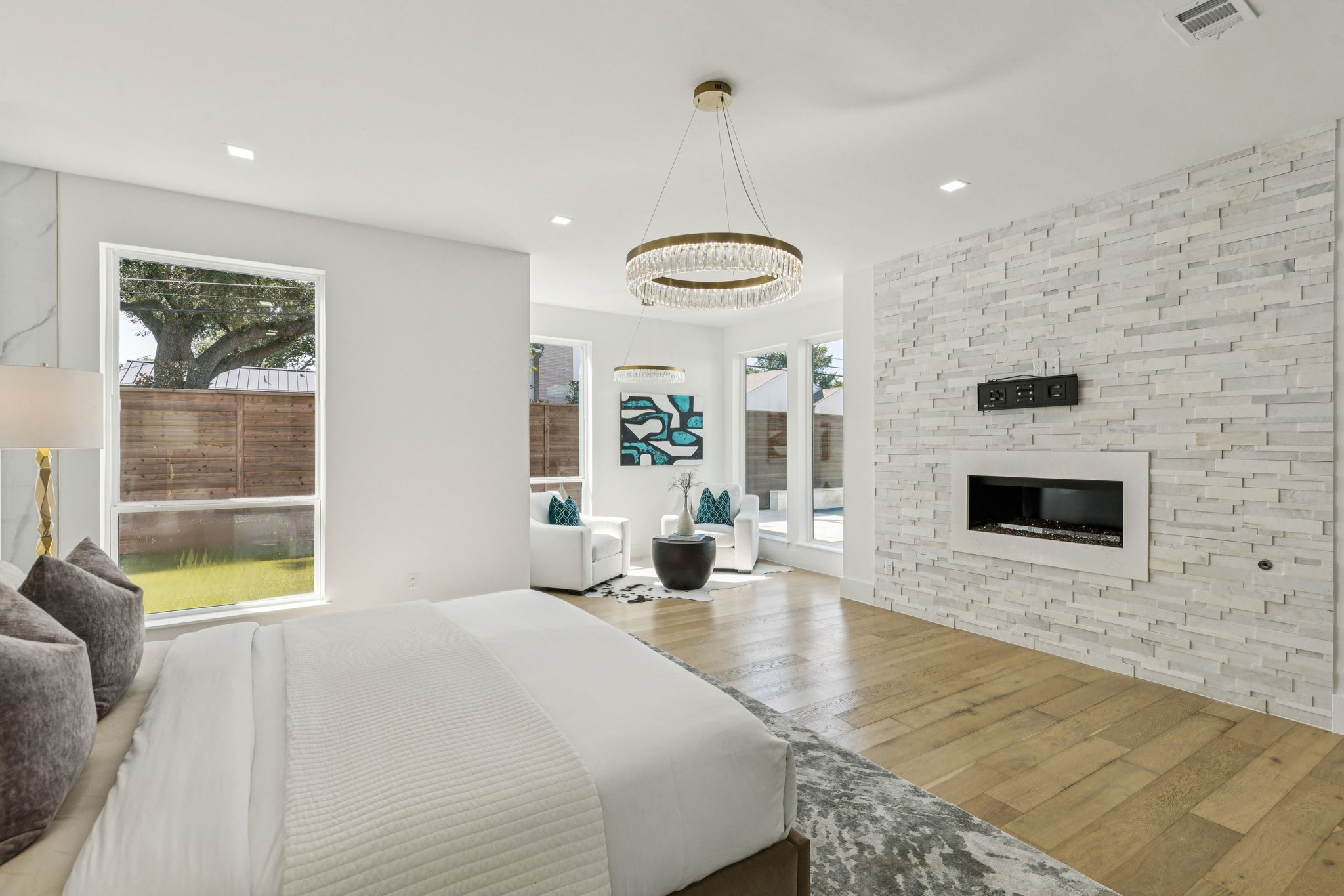 6118 Walnut Hill Lane