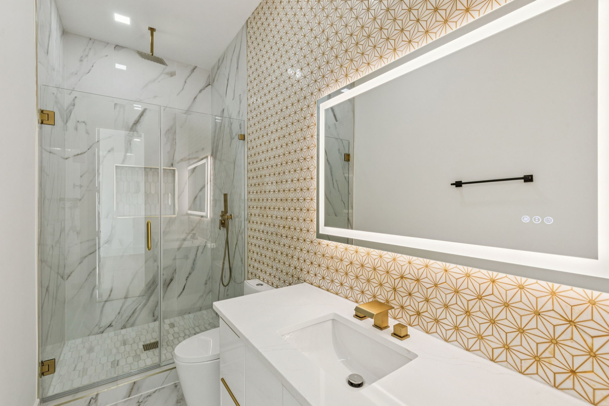 6118 Walnut Hill Lane