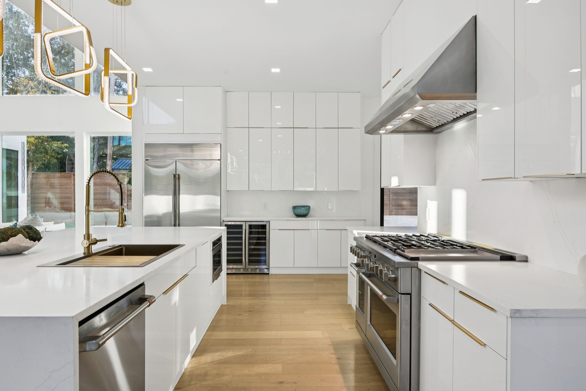 6118 Walnut Hill Lane