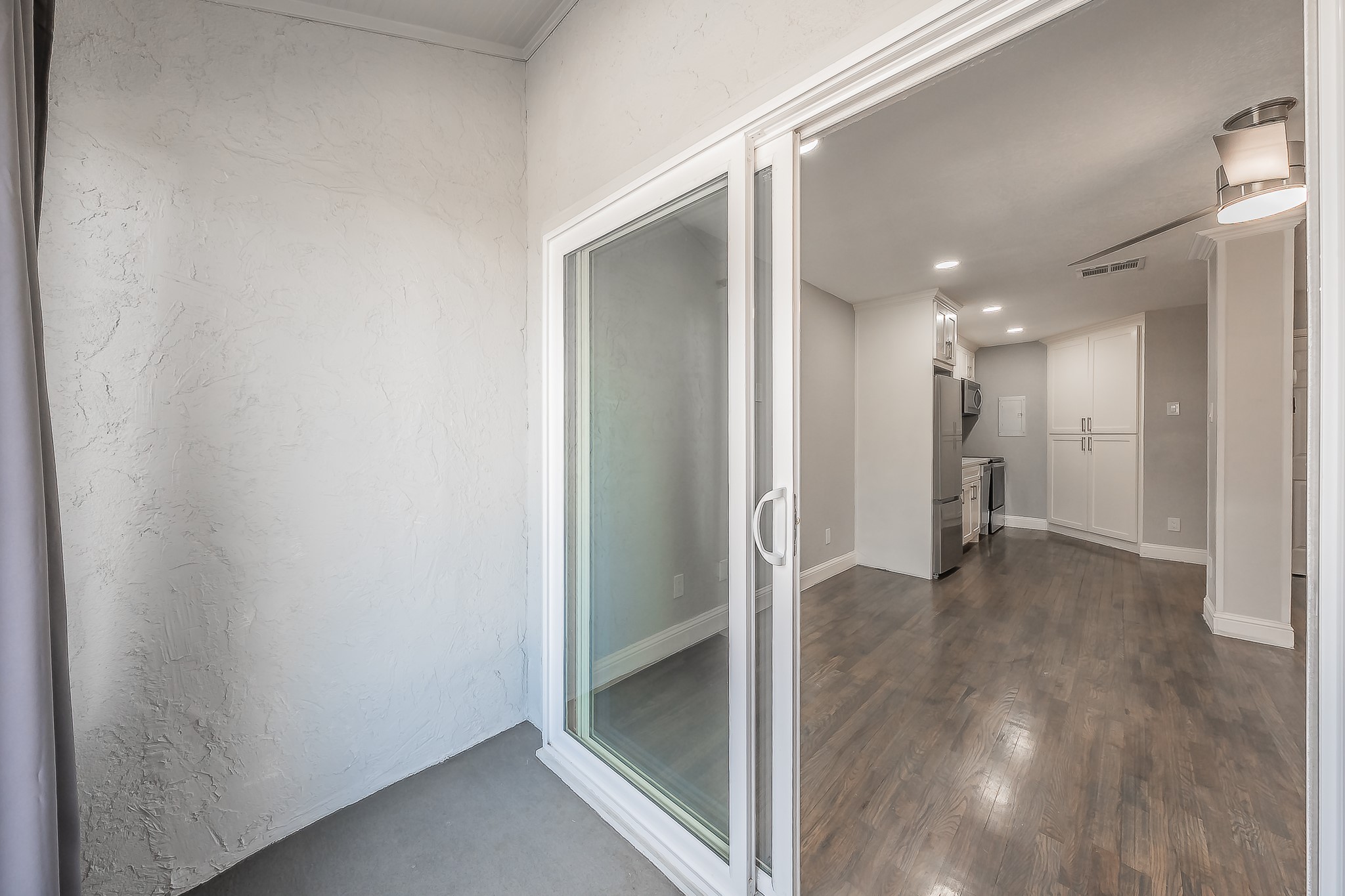 5757 Martel Avenue B08