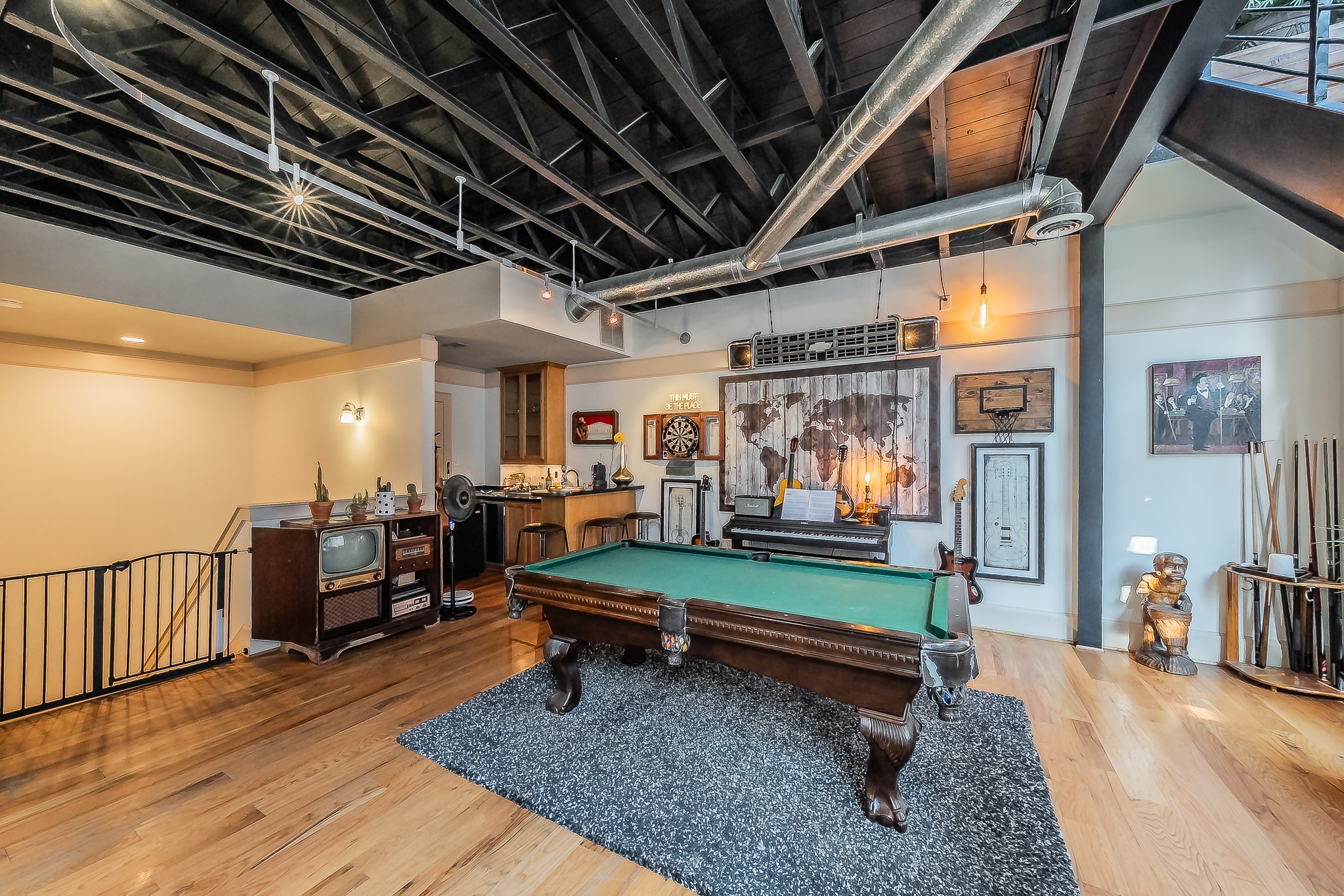 3911 Gilbert Avenue G